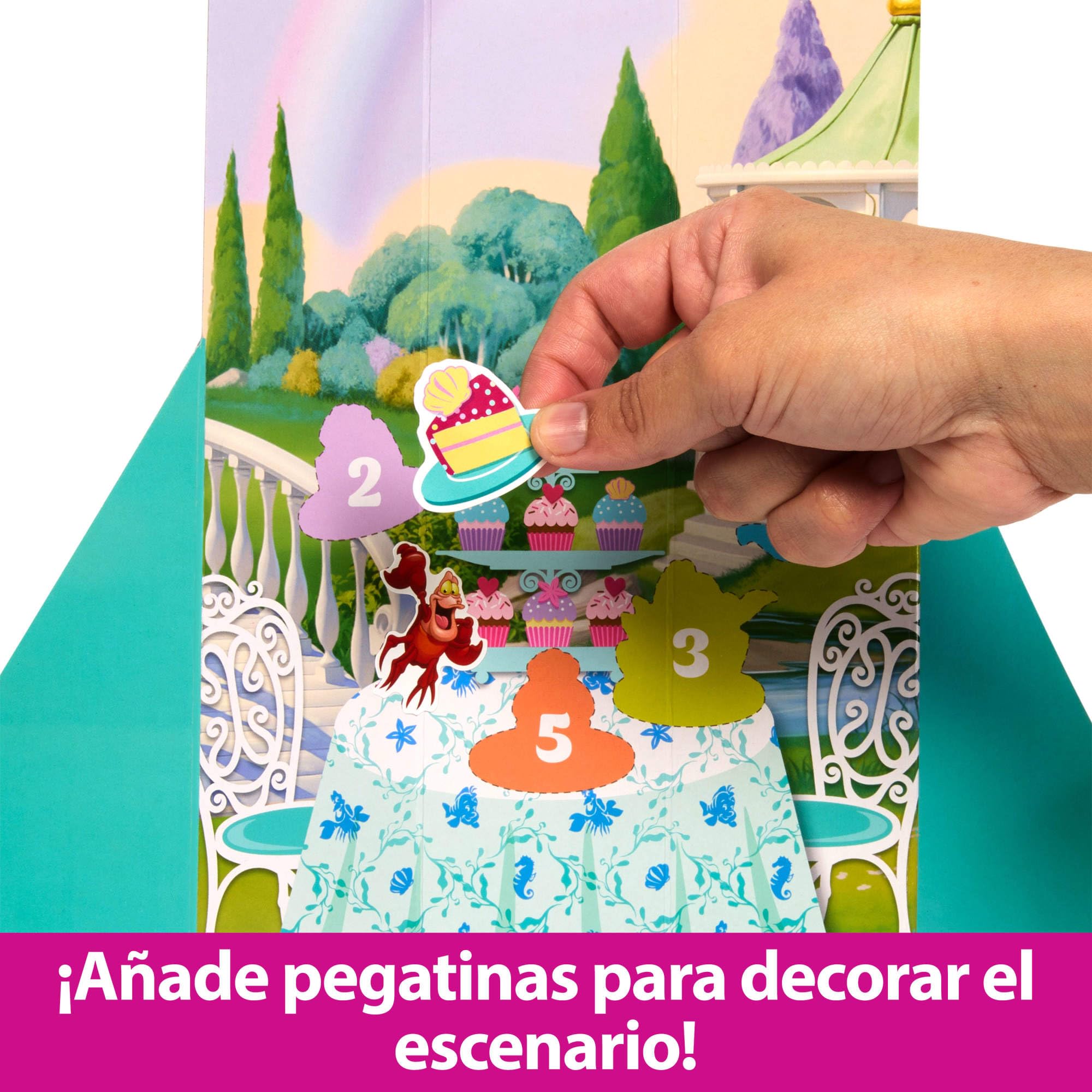Mattel Disney Princess Spin & Reveal Ariel, Muñeca princesa con falda de flores, incluye 11 sorpresas como 5 accesorios y 5 pegatinas, juguete regalo para niños y niñas +3 años, HTV88
