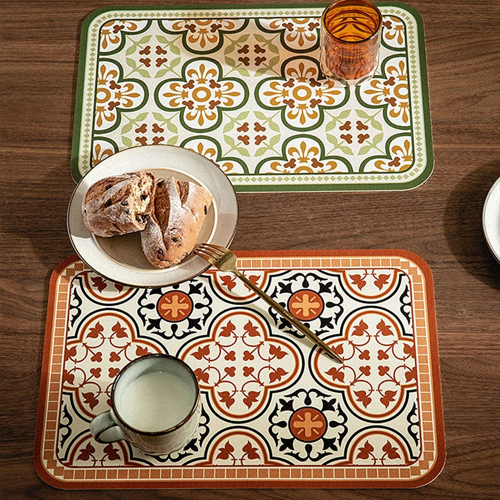 Décoration de Table, Sets de Table, Set de 4 Sets de Table pour la Cuisine et la Salle à Manger, en Similicuir imperméable et résistant à la Chaleur, Facile à Nettoyer