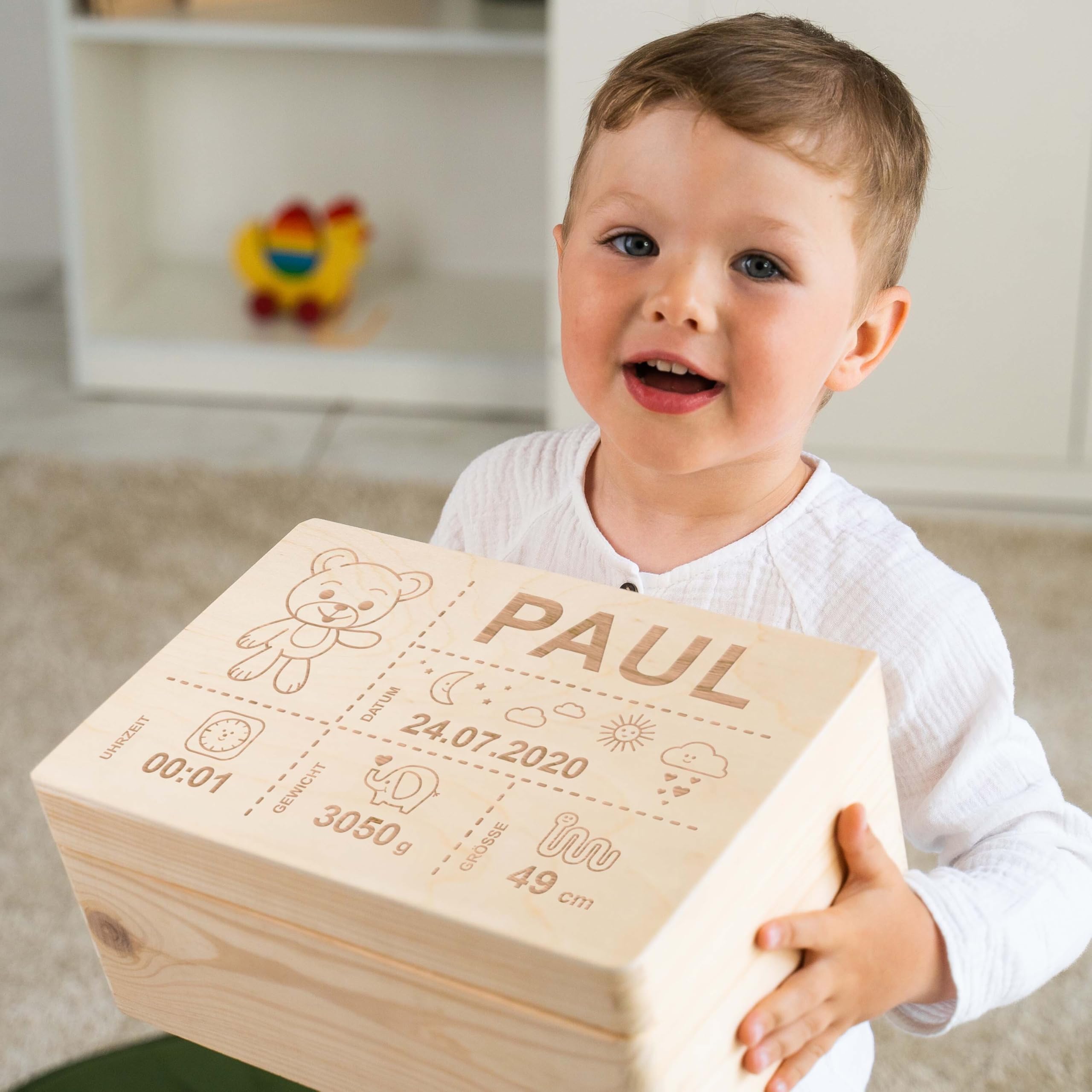LAUBLUST Erinnerungsbox Baby Personalisiert - Geschenk zur Geburt mit Name | Teddybär, Größen S, M, L, XL - Kinder Erinnerungskiste aus Holz für Mädchen & Jungen | Holzkiste Natur oder Weiß - FSC®