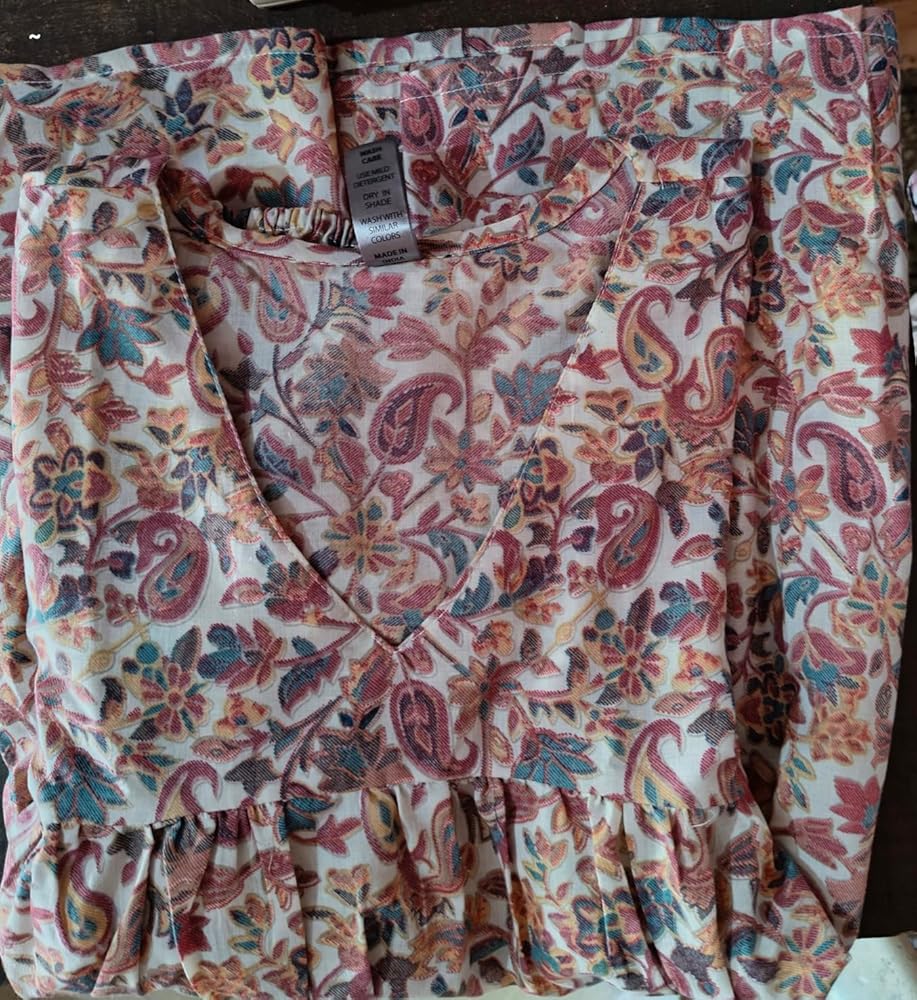 TrendRush Women V-Neck Pink Paisley Printed Top