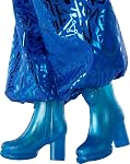 Mattel Disney Zombies 4: Dawn of The Vampires Addison Wells Fashion Doll avec Outfit amovible & 6 Accessoires, Inspiré par le film
