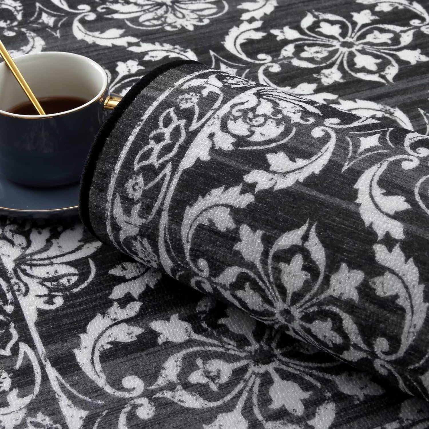 WESTLOOM Area Rug 5x7 Washable Living Room Rug Boho Floral Printed Carpet for Bedroom Vintage Trellis Throw Carpet for Dining Room Home Office Nursery Playroom Ultra-Thin Foldable Accent Rug Black