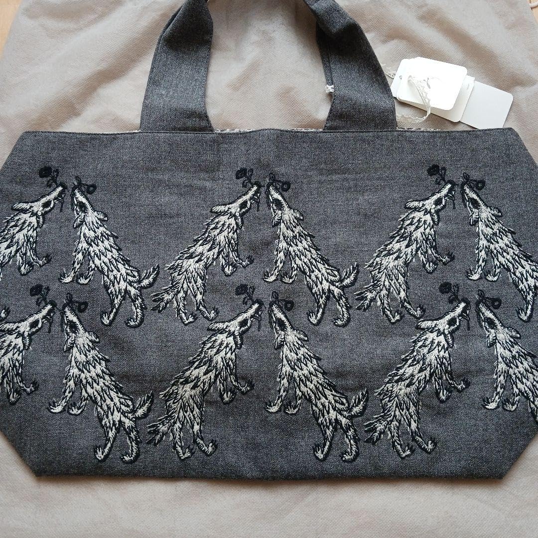 Amazon.co.jp: ミナペルホネン ウルフ パニーニバッグ : おもちゃ 