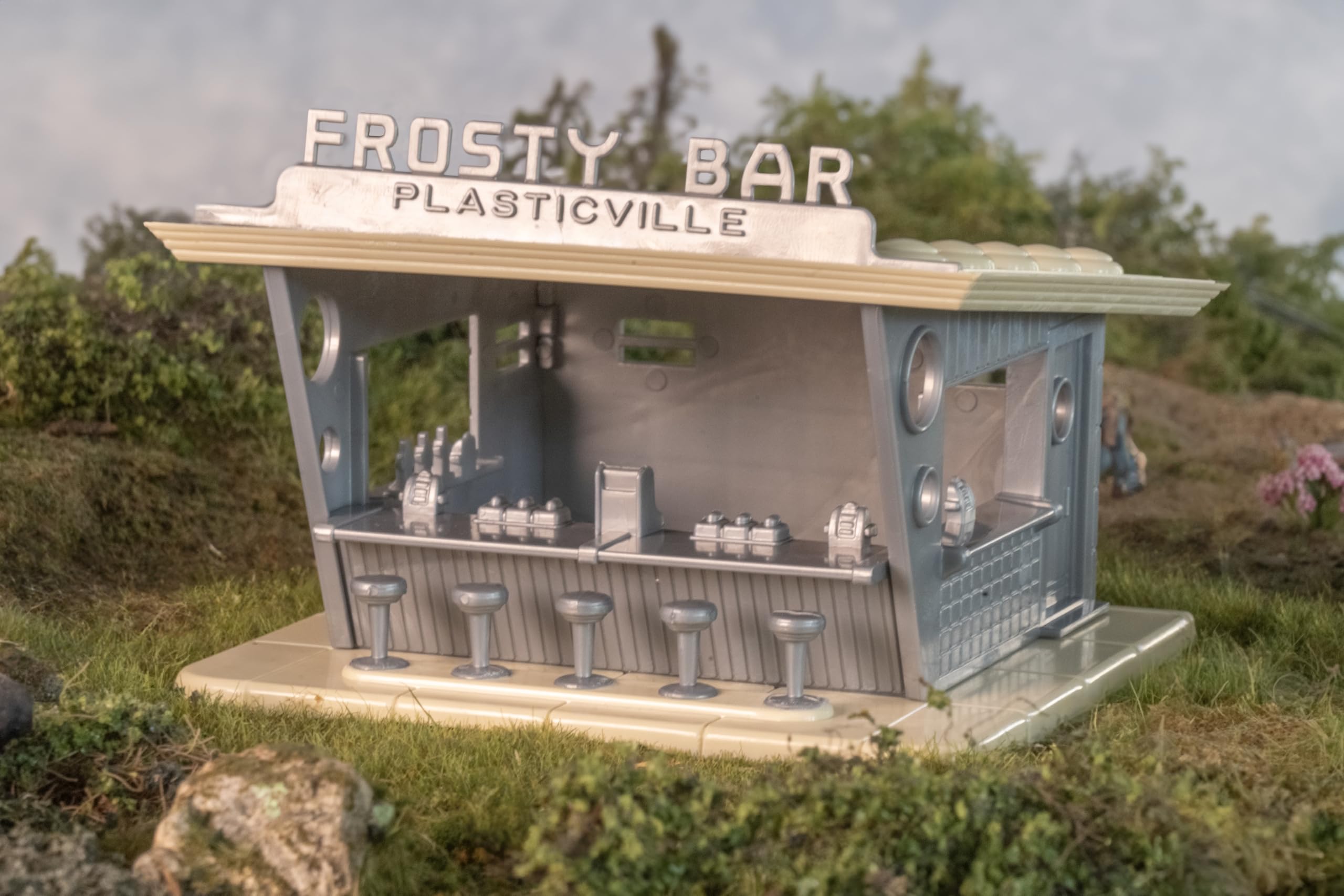 Bachmann Industries Frosty Bar Plasticville U.S.A Kit