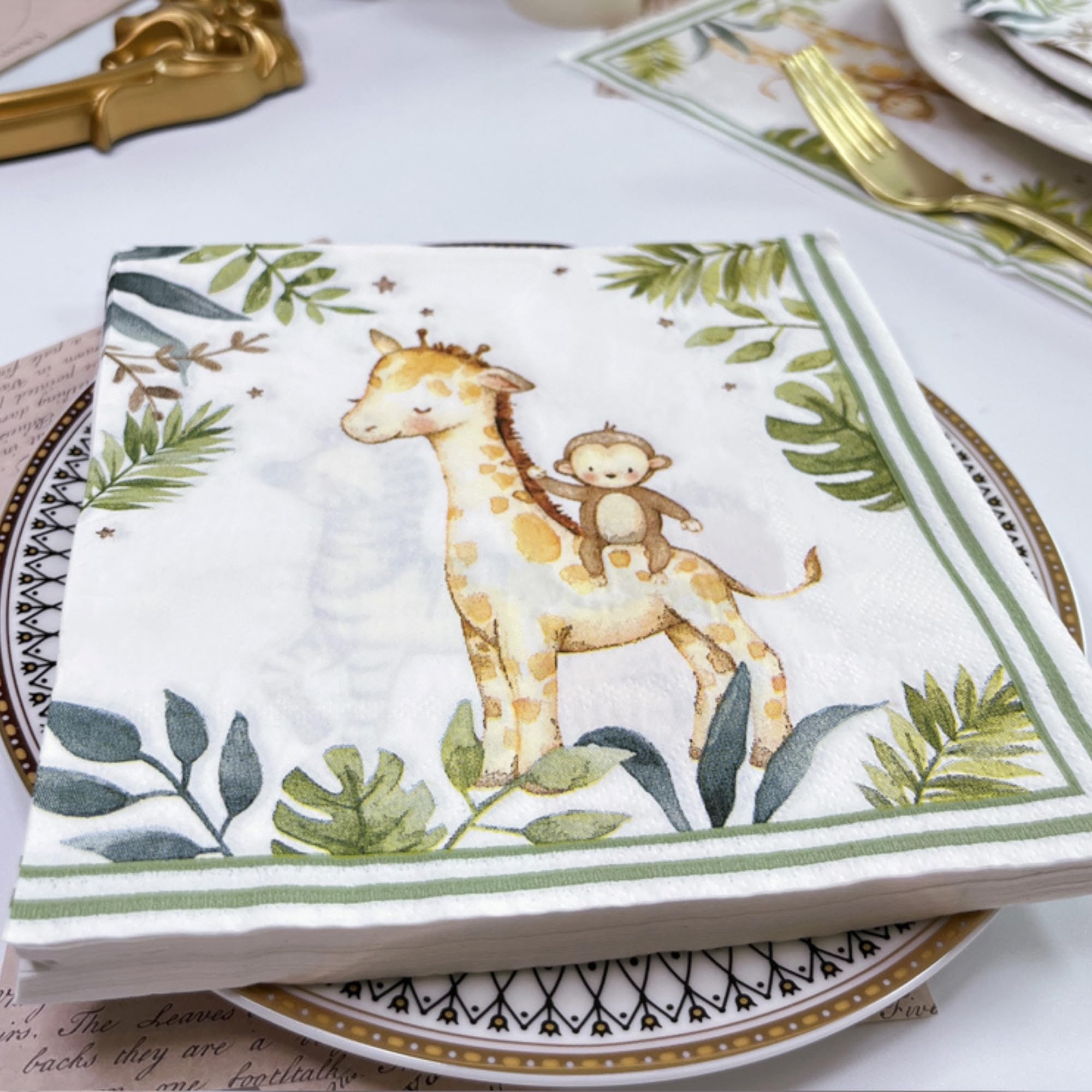 Besalily Decorative Animal Paper Napkins Dinner Size 20-Count/33x33cm/2-Ply Cute Baby Shower Kids Birthday Party Napkins (FR064)