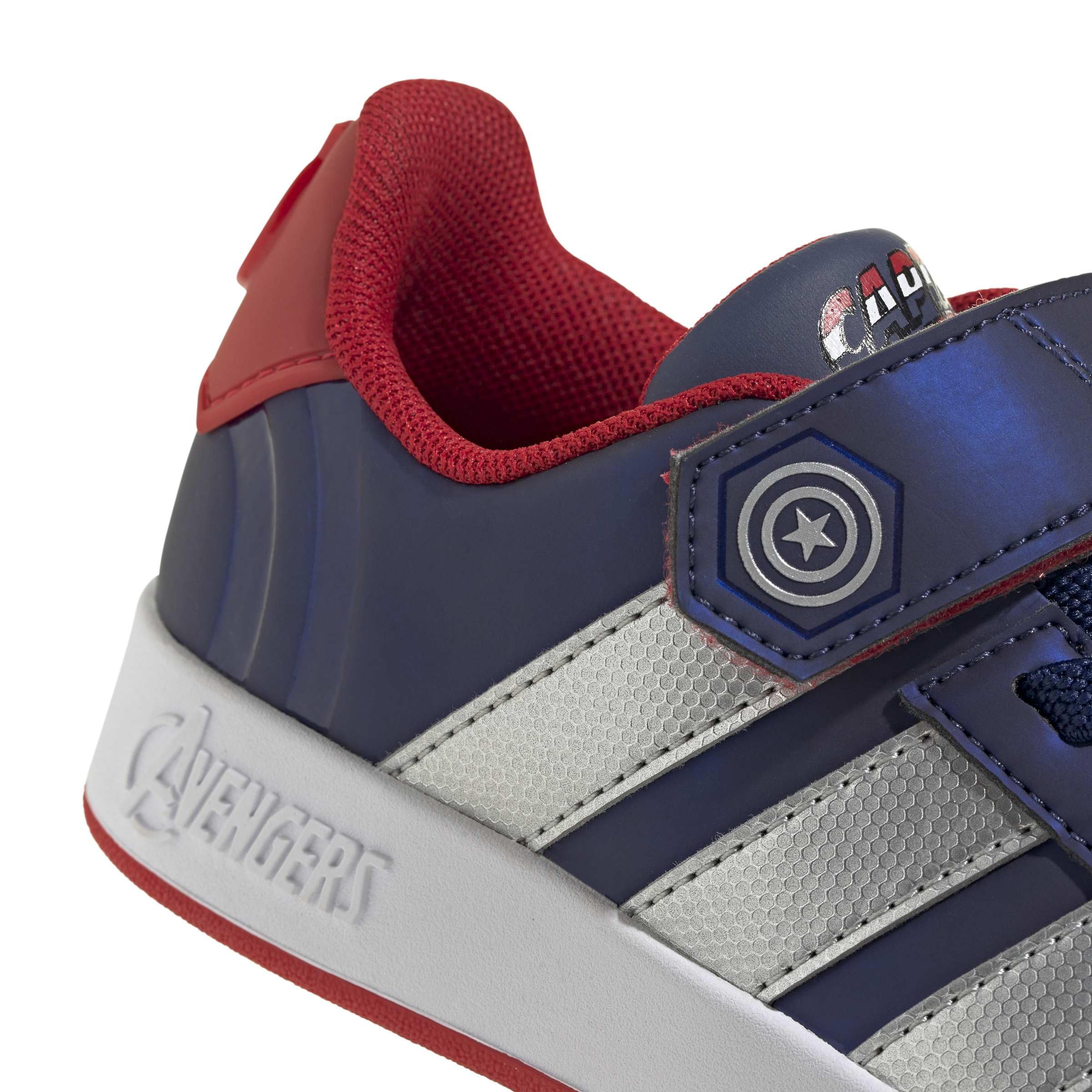 adidas Kids' Chaussure Enfants Marvel Avengers Grand Court