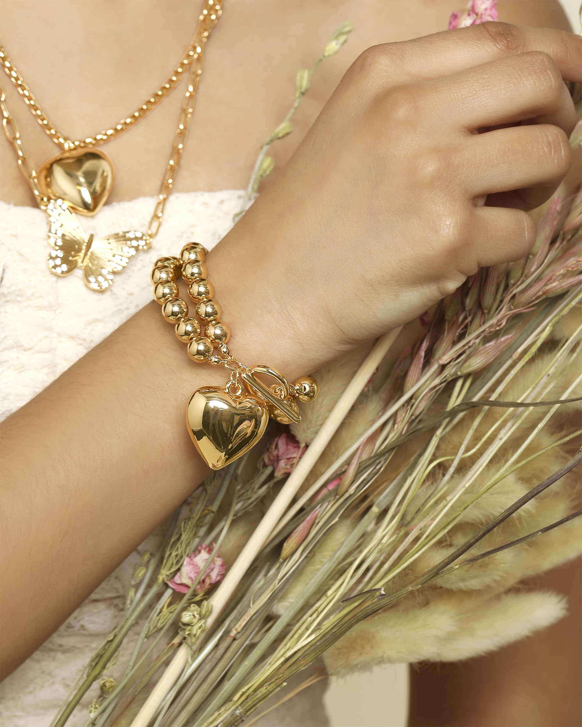 Jessica Simpson Womens Heart Charm Bracelet - 7.5" Gold-Tone Charm Bracelet Jewelry