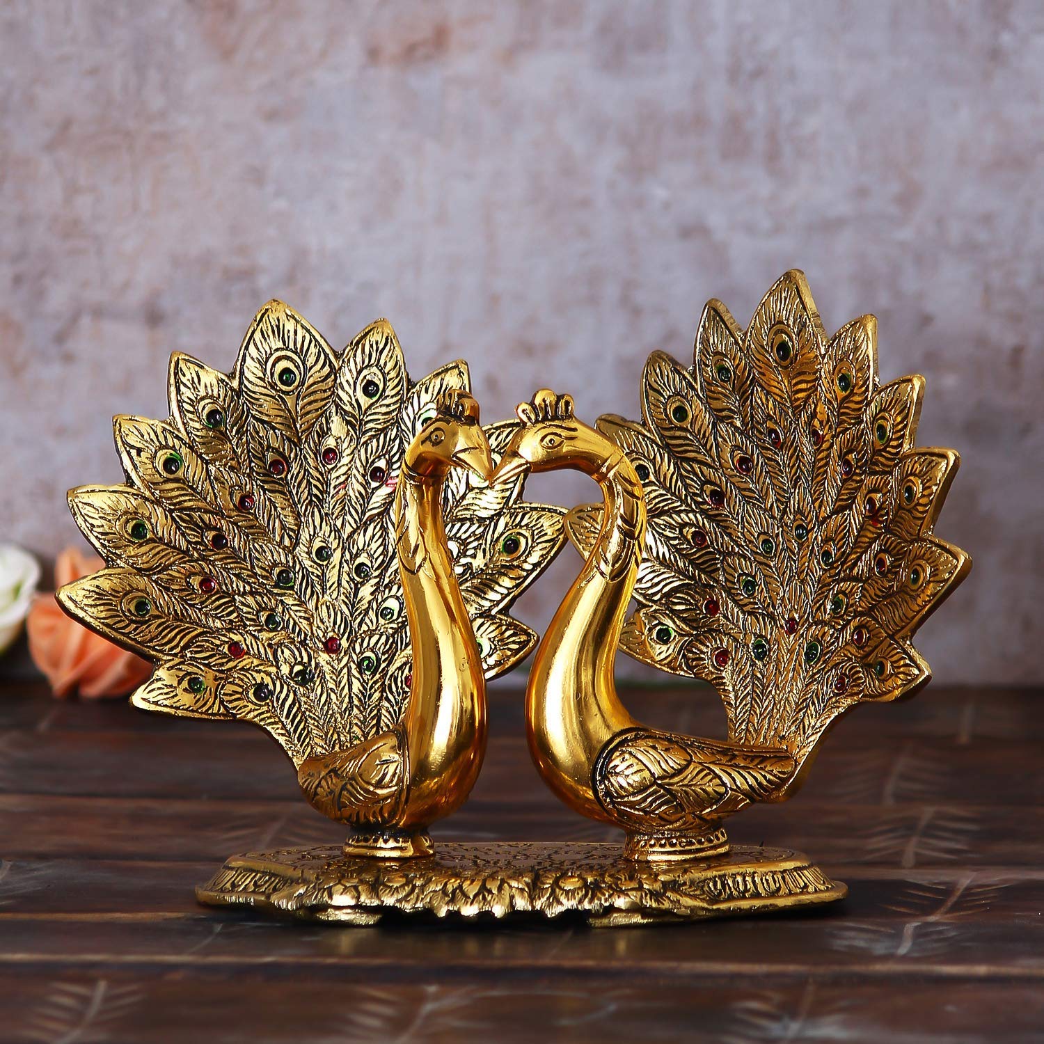 Prince Home Decor & Gifts Metal Handcrafted Pair of Kissing Duck Metal Decorative Showpiece Peacock Pair Decorative Showpiece(Aluminium, Gold) - Image 6 thumbnail
