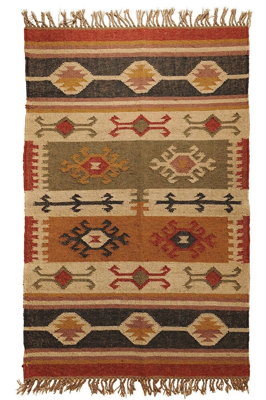 Tapis Kilim fait main en laine, l'âme de l'artisanat
