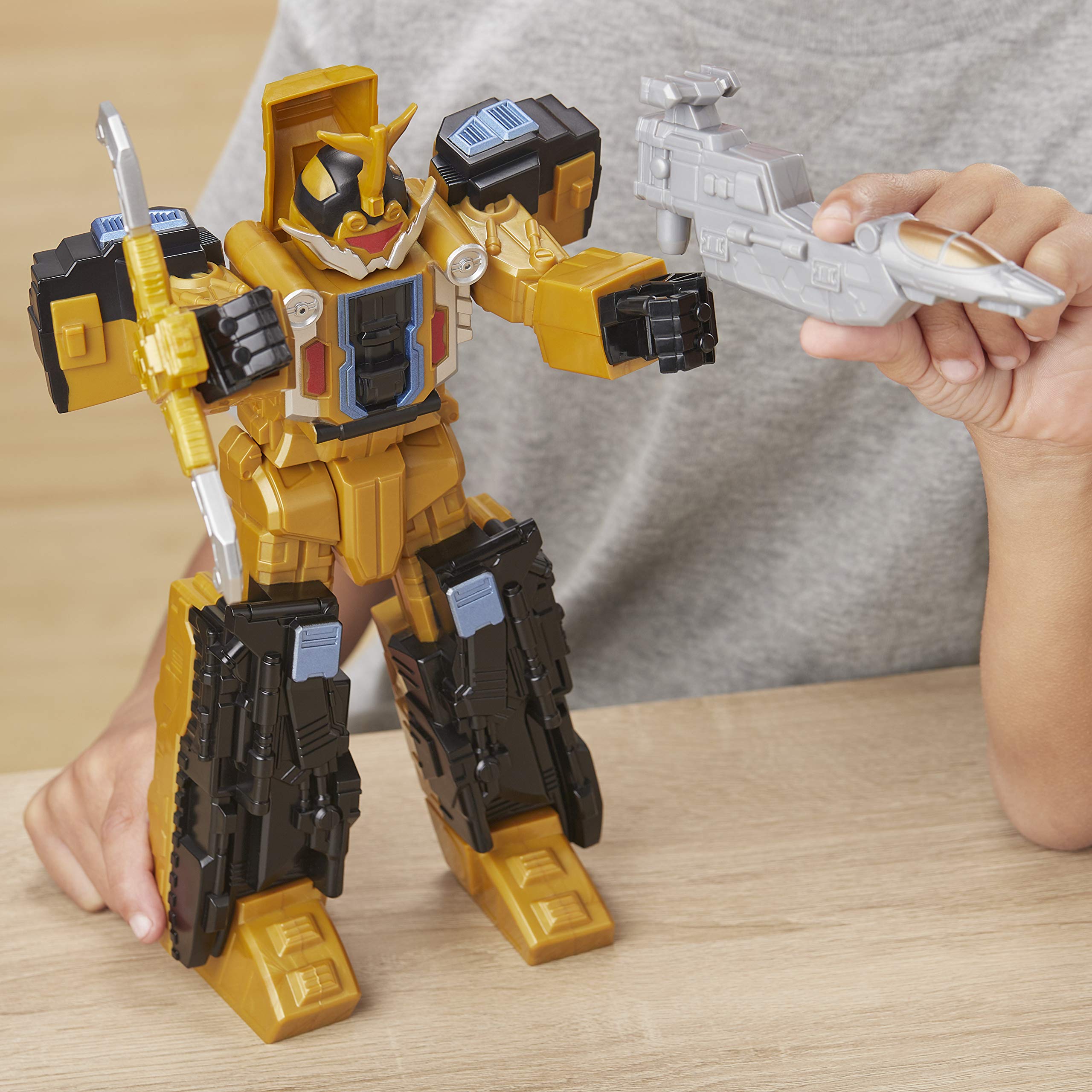 Power Rangers - Zord Beast Wrecker (Action figure da 25 cm, ispirata allo Zord del Ranger Oro della serie TV Beast Morphers)
