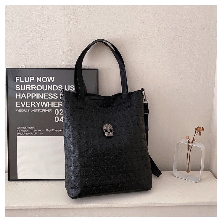 Bolso tote para mujer de zuoge con estampado de calavera, hecho de cuero sintético PU, incluye billetera y pañuelo — juego de 3 piezas miniatura 7