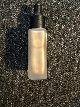 Typology Paris Glow Drops with 5% Vitamin C + Aloe Vera - TEINTE-7001