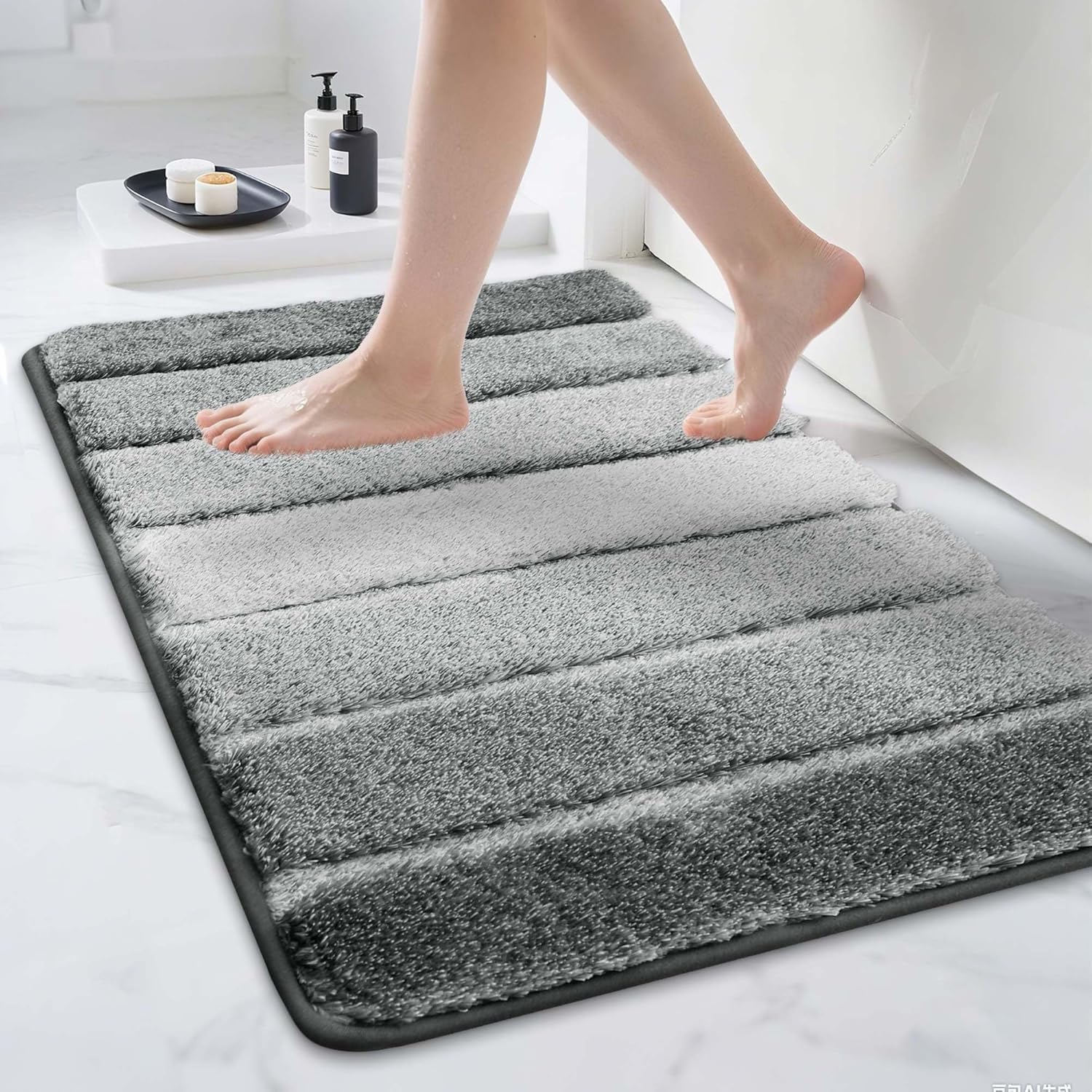 COSY HOMEER Soft Absorbent Bath Mat, 60 x 90 cm, Super Non-Slip Backing Bathroom Mat, Ultra Shaggy Thick Bathroom Foot Mat, Light Grey