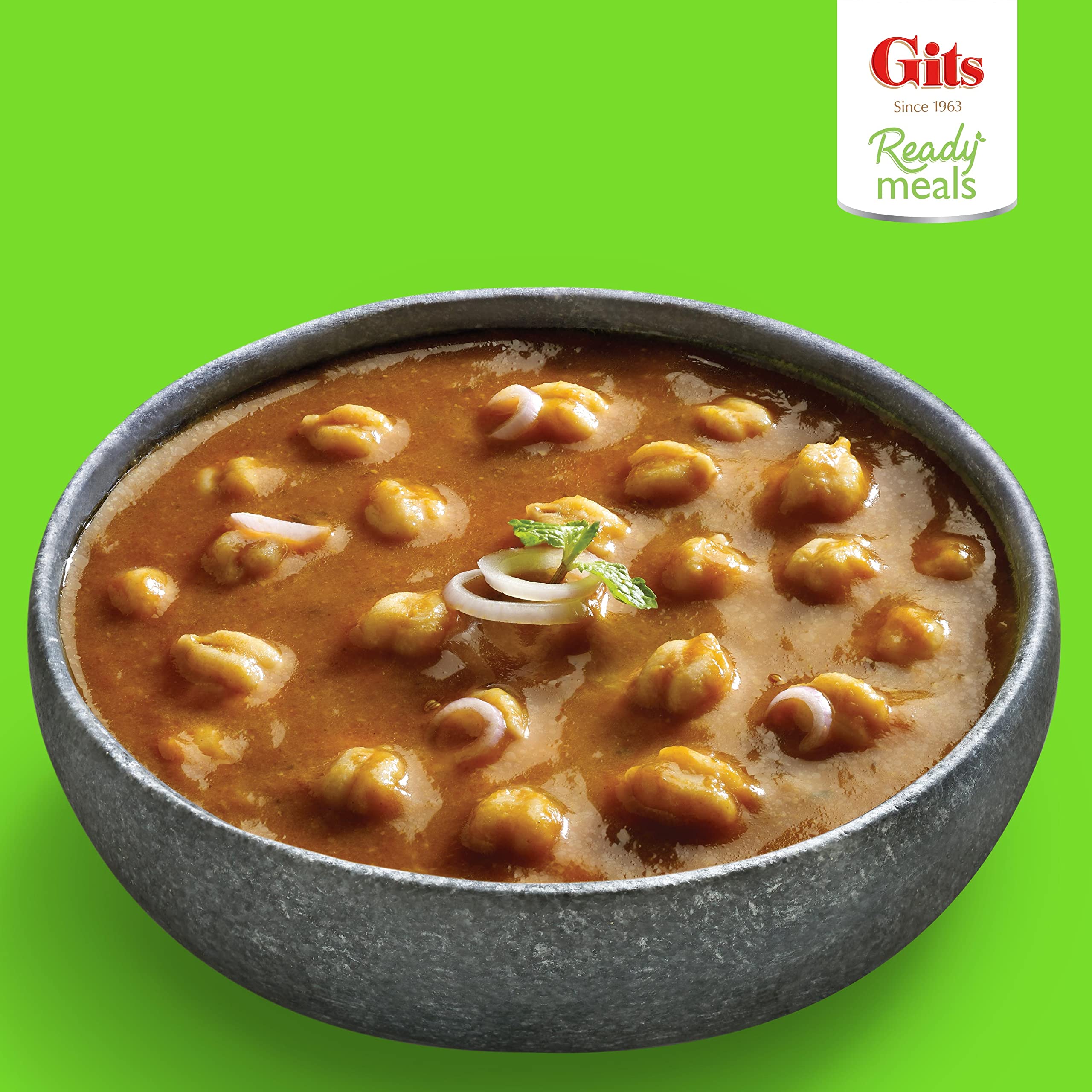 Garbanzos masala (Indian Channa Masala) - Garbanzos grandes cocinados en una cebolla ligera y tomate con especias suaves. Microondas durante 1-2 minutos. Listo para comer Entrée.