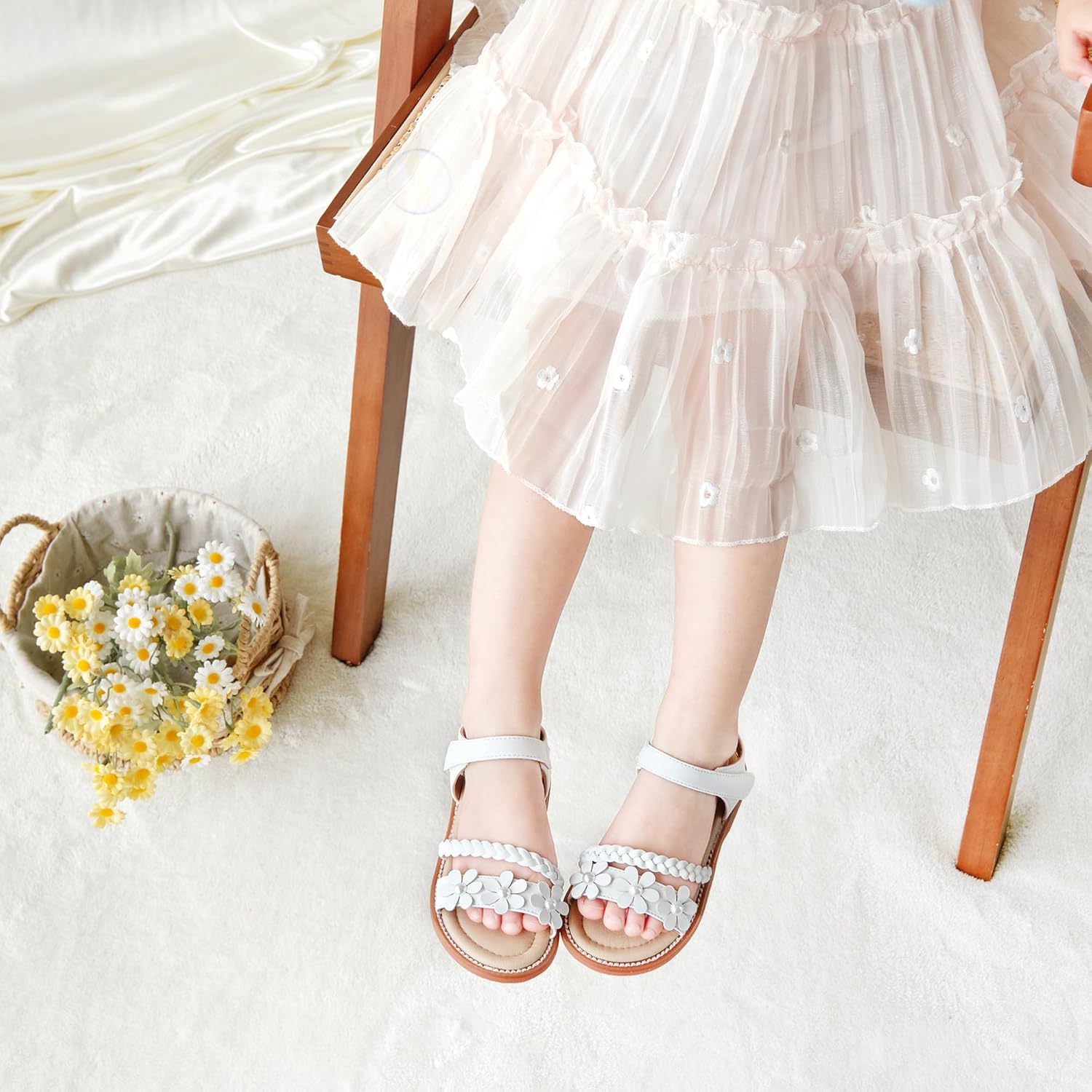 Kolan Little Girl's Closed Toe Summer Princess Flat Flower Sandals Toddler Sandals - Image 3