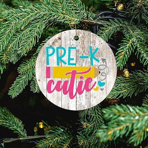Miniatura 4 de Adorno redondo de cerámica para prekínder de preescolar y regreso a clases, primer día de pre-K, letrero de adorno para árbol de Navidad, decoración