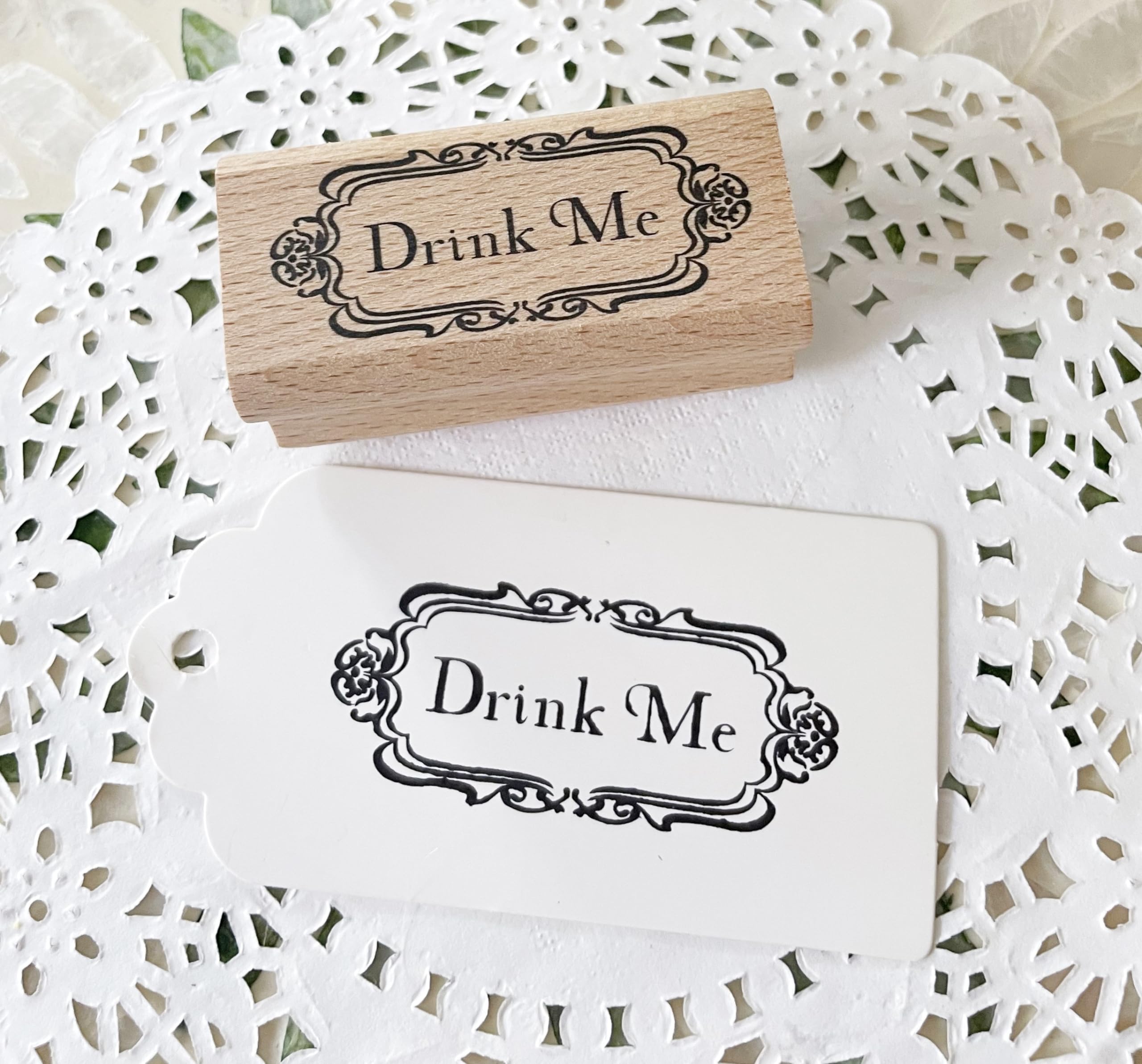CHYHMYT - Custom Wood Rubber Eat me Stamp Alice in Wonderland Inspired Eat Me and Drink Me Custom Rubber Stamps (Drink me)