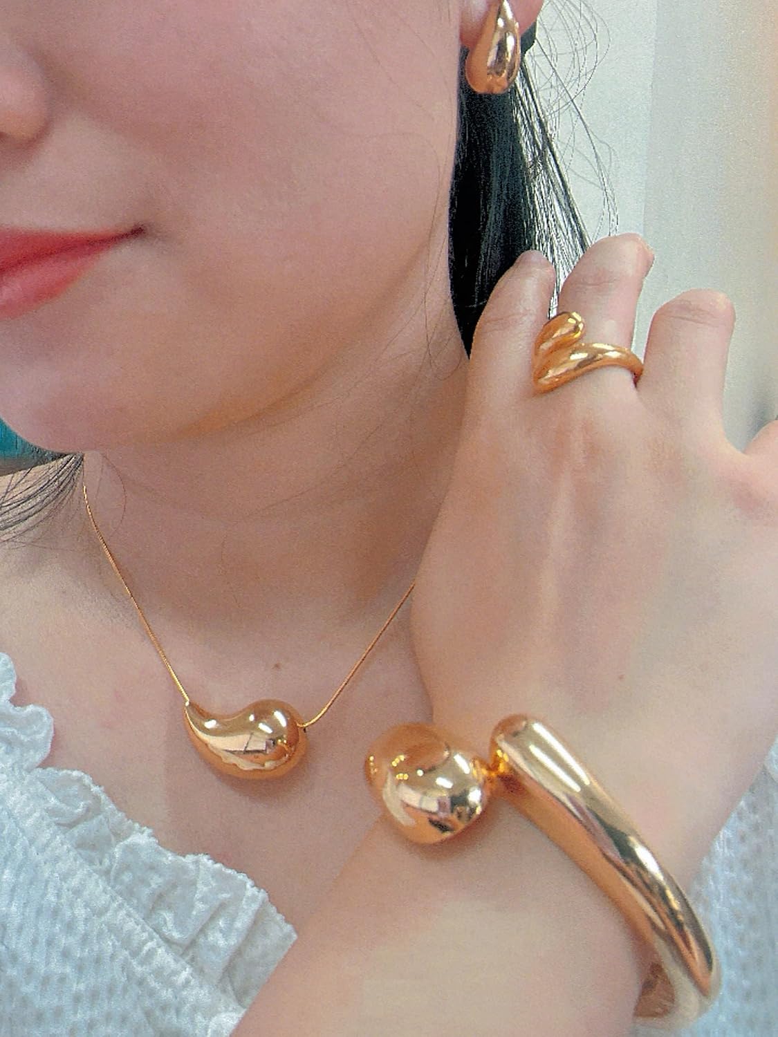 Gold-Plated Teardrop Jewelry Set, Necklace, Earrings, Ring, Bangle Bracelet, Chunky Twisted Hinged Waterdrop Set for Women, Gold-Plated Baroque Style Jewelry Set - Image 5