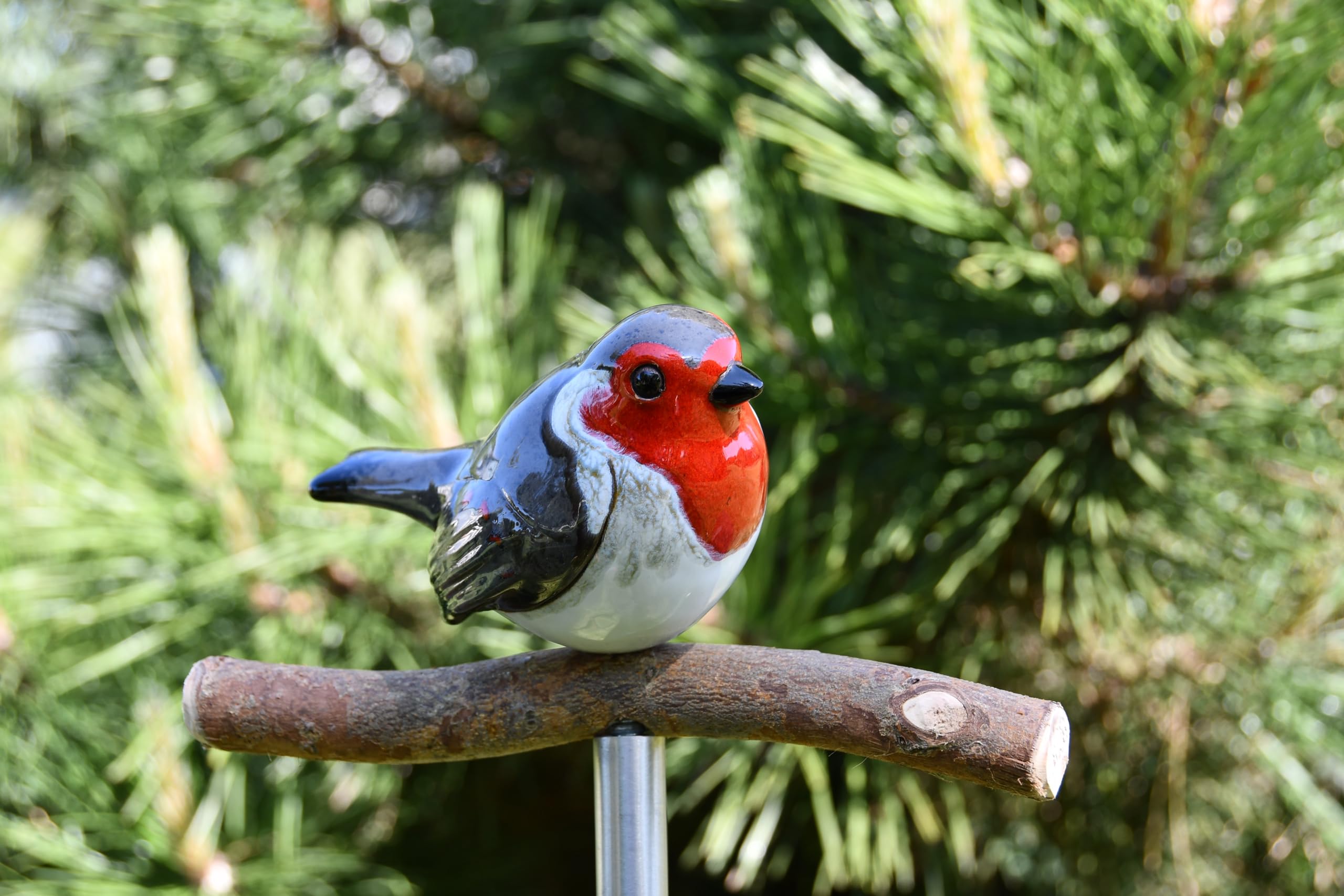 Gartenstecker Keramik Handgefertigt - Gartendeko für Draußen Wetterfest - Garten Deko Keramik - Vogel Gartenfiguren & Gartenstatuen - Rotkehlchen