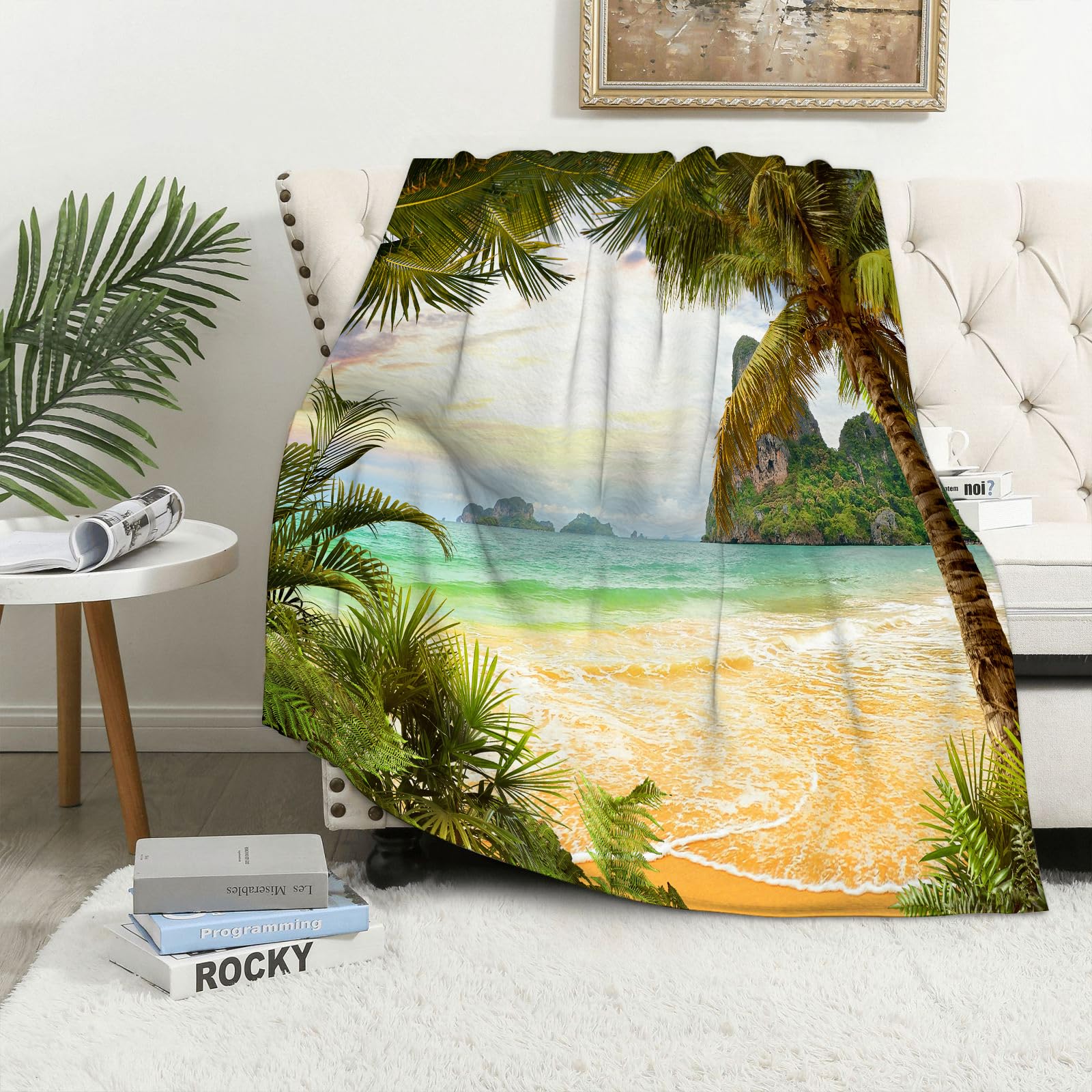 Grande Couverture Polaire en Flanelle Ultra Douce et Chaude Océan, Palmiers, cocotiers et Vagues de l'océan à Travers Les Montagne pour Chambre à Coucher,lit Simple,canapé,150 x 200 cm