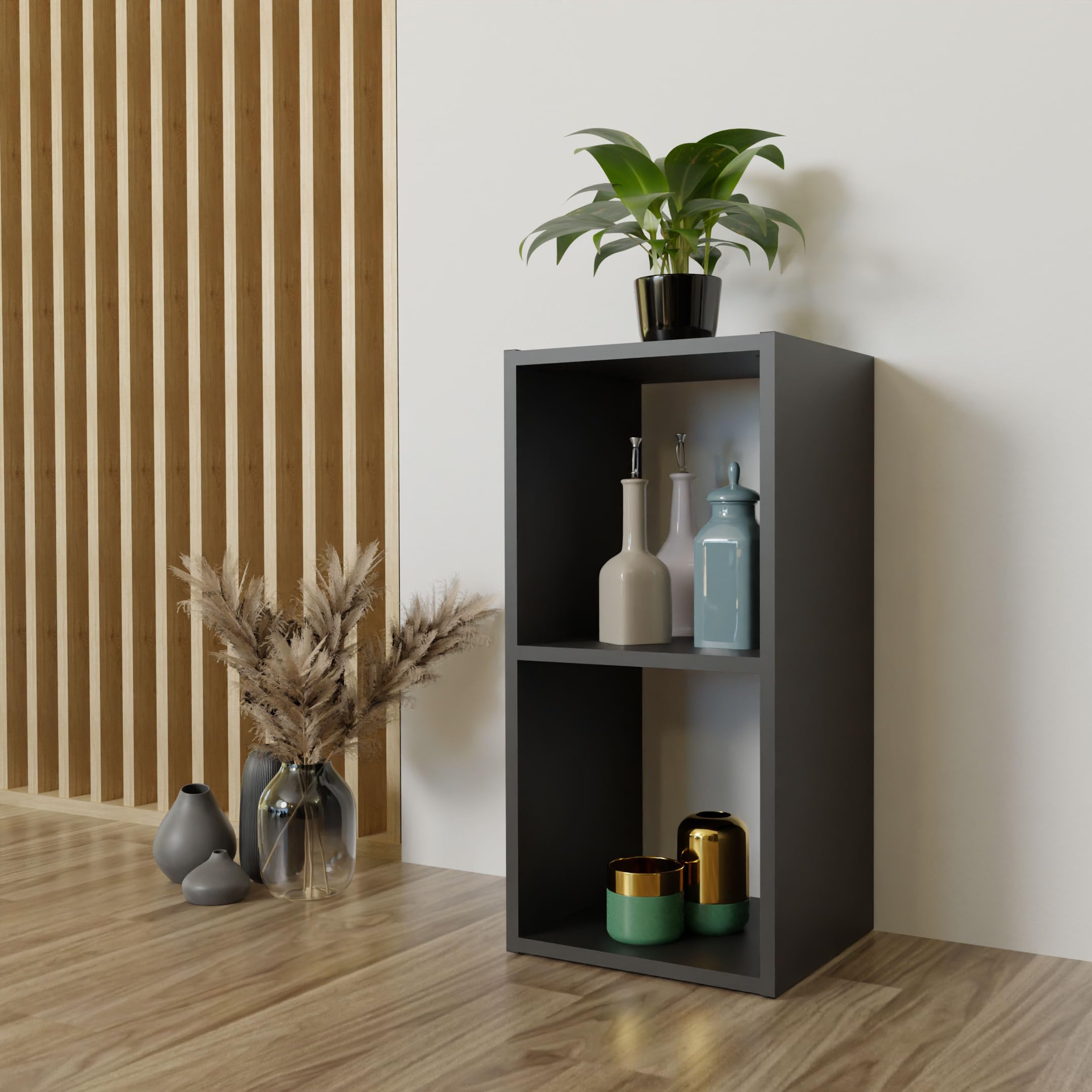 Étagère en bois noir pour sublimer votre studio ou votre entrée