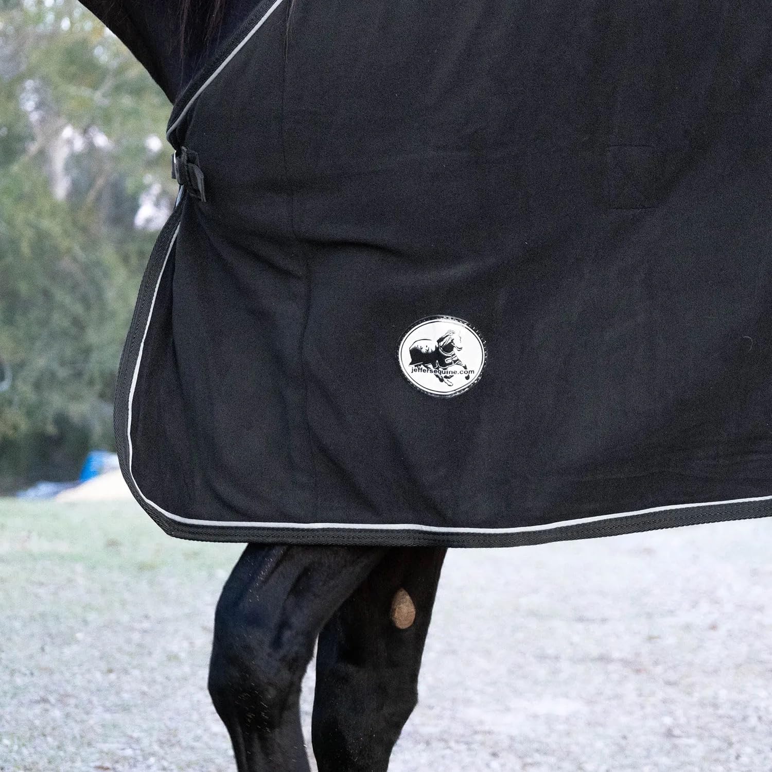 Jeffers Fleece-Kühldecke für Pferde, leichte, feuchtigkeitsableitende Westerndecke für Winterwärme und stabile Nutzung, verstellbare Passform, langlebig und pflegeleicht, Größe 213,4 cm, Schwarz