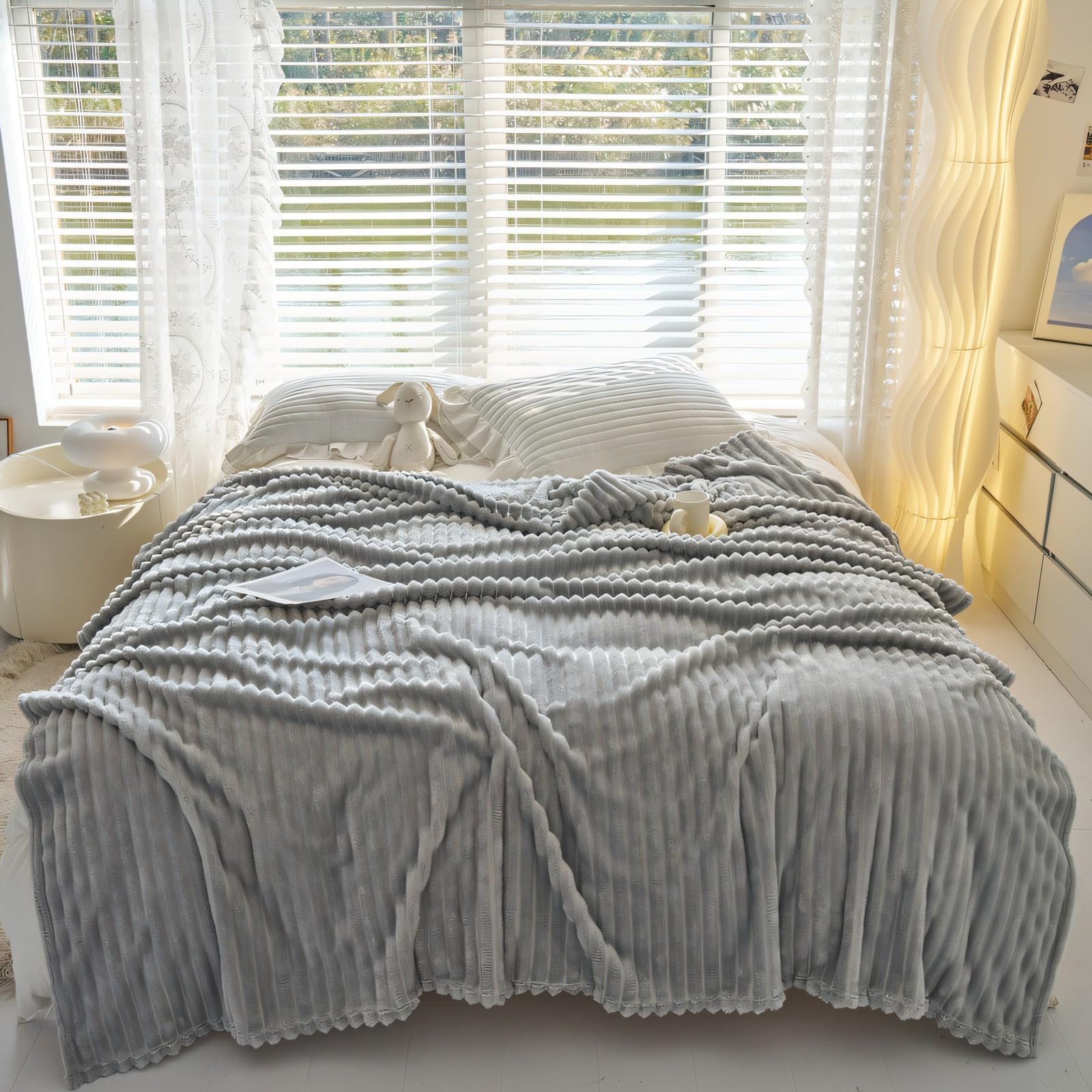 QOFLY Manta Polar Gris-200 x 230 cm, Suave y Ligera-fácil de Limpiar, de Felpa, para sofá o Interior o Exterior para sofá o Cama