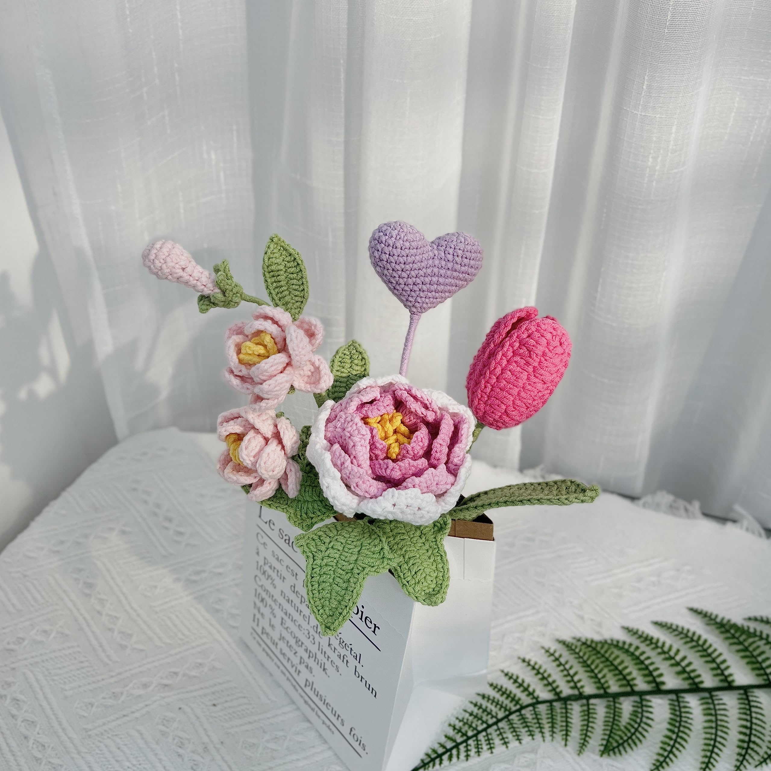 Amazon｜JOMODECOR ハンドメイド かぎ針編み 牡丹 ハートブーケ 編み物