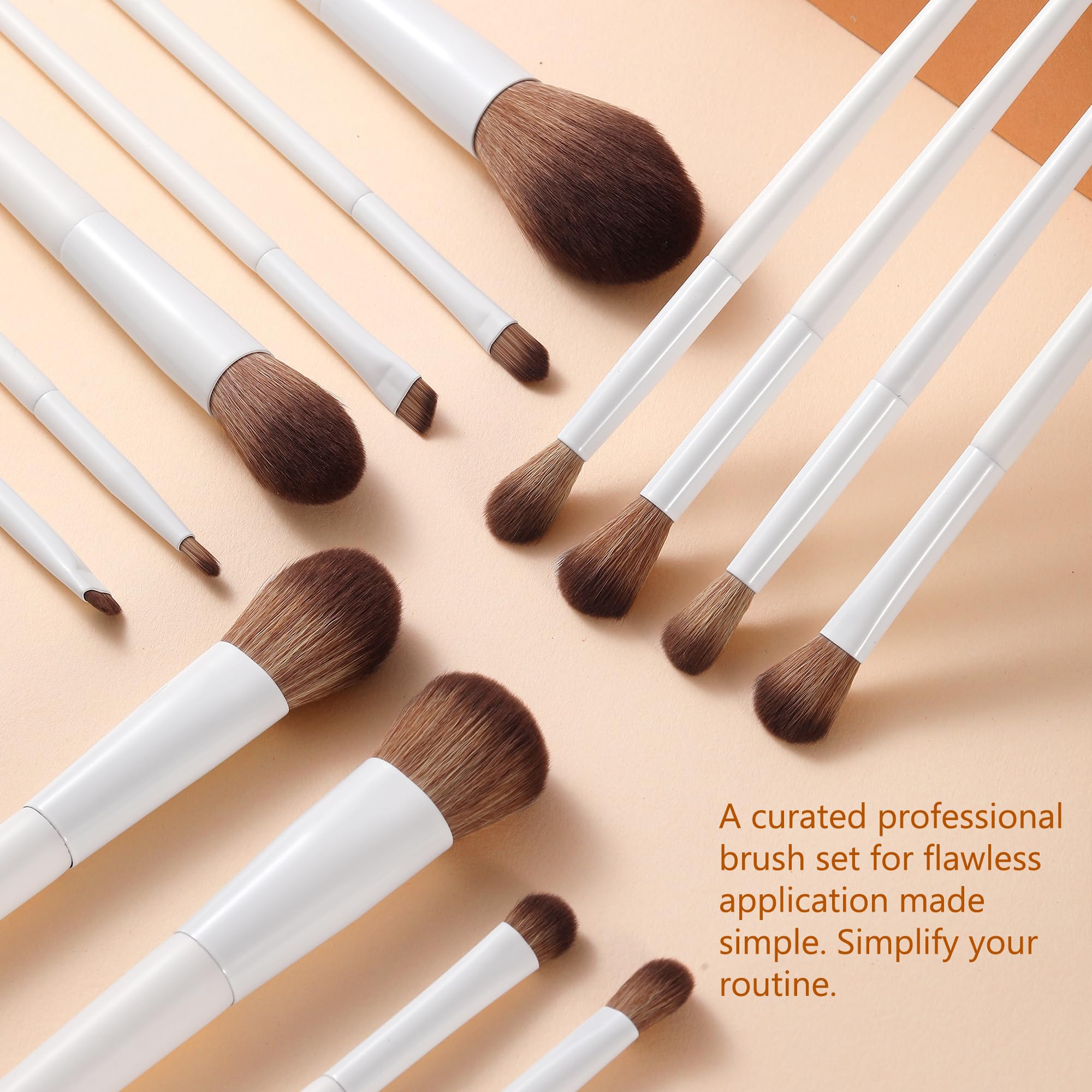 Lot de 14 pinceaux de maquillage synthétiques de haute qualité pour fond de teint, correcteur, fard à paupières, mélange d'eyeliner, pinceaux de maquillage avec support et 5 éponges