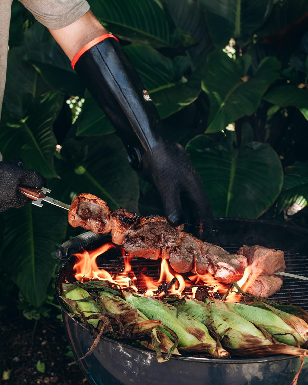 MagneCHEF Freedom BBQ Gloves 932°F Heat Rated Magnetic EZ On Off Safety Clips Waterproof for Grills Smokers Fryers Ovens