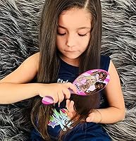 Vista 3 de Barbie - Juego de 5 piezas de accesorios para el cabello, 1 cepillo regular de 9 pulgadas y 4 coleteros, cepillo desenredante, cuerdas elásticas