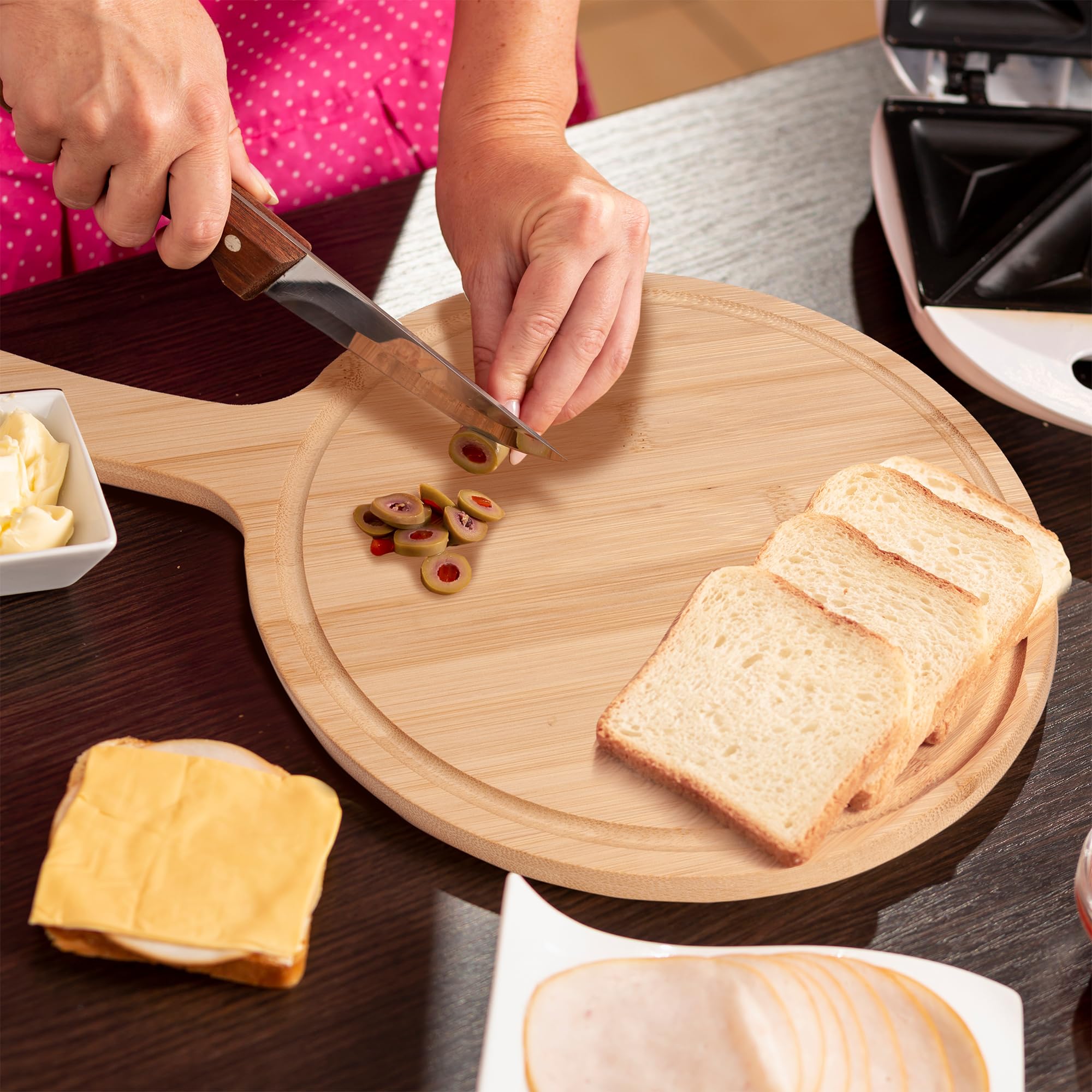 WILLOWDALE Holzschneidebretter für die Küche, 25,4 cm, rund, Charcuterie-Bretter, Servierbrett für Pizza, Käse, Dessert, Holz-Schneidebrett mit Griff, Obst, Gemüse, Bambus, Schneidebrett-Set, 10 Stück