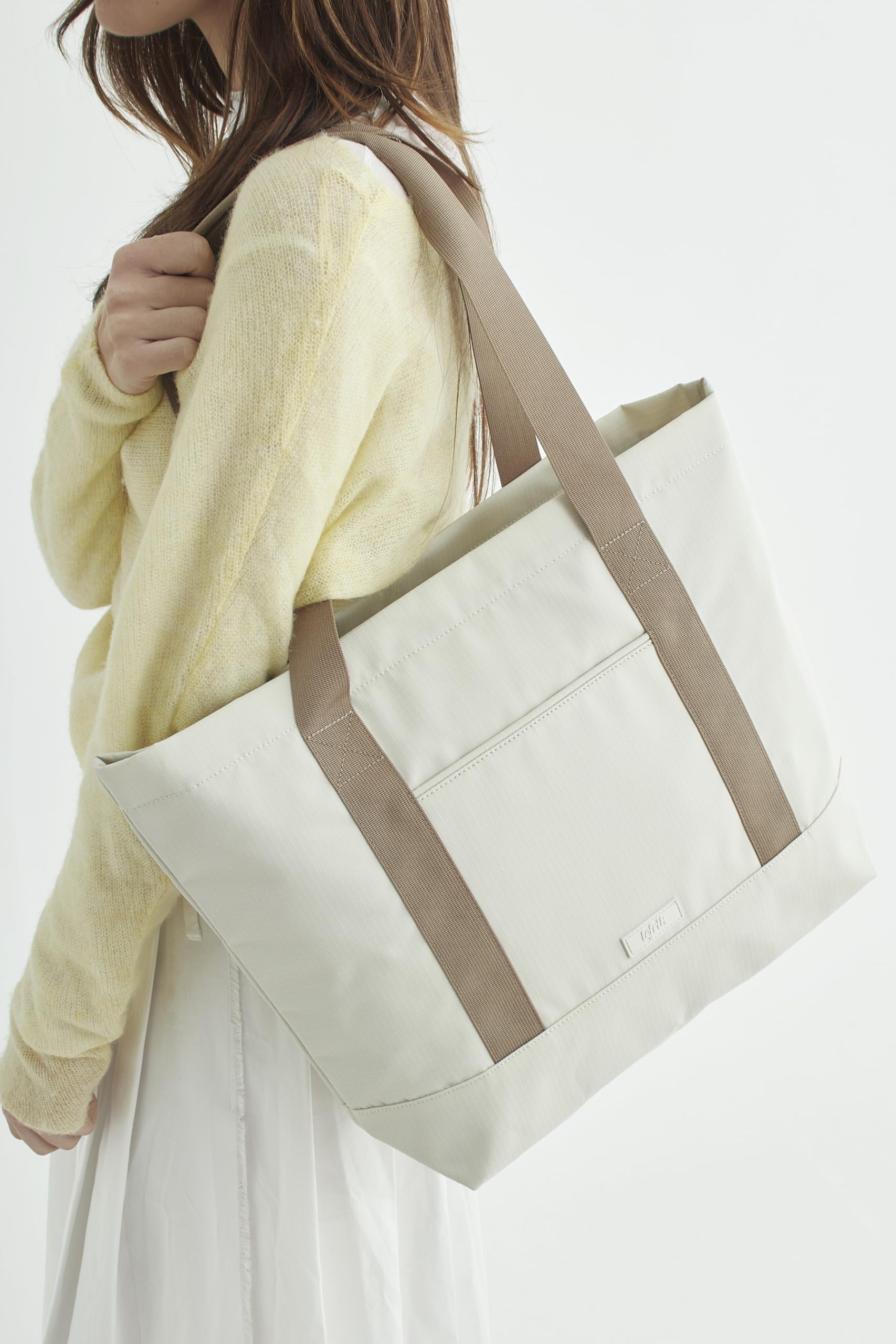 Lefrik - Bolso con cremallera- Strata Tote Bag - Diseño Urbano Minimalista - Para Portatiles de hasta 15,6" (Chalk Ripstop)