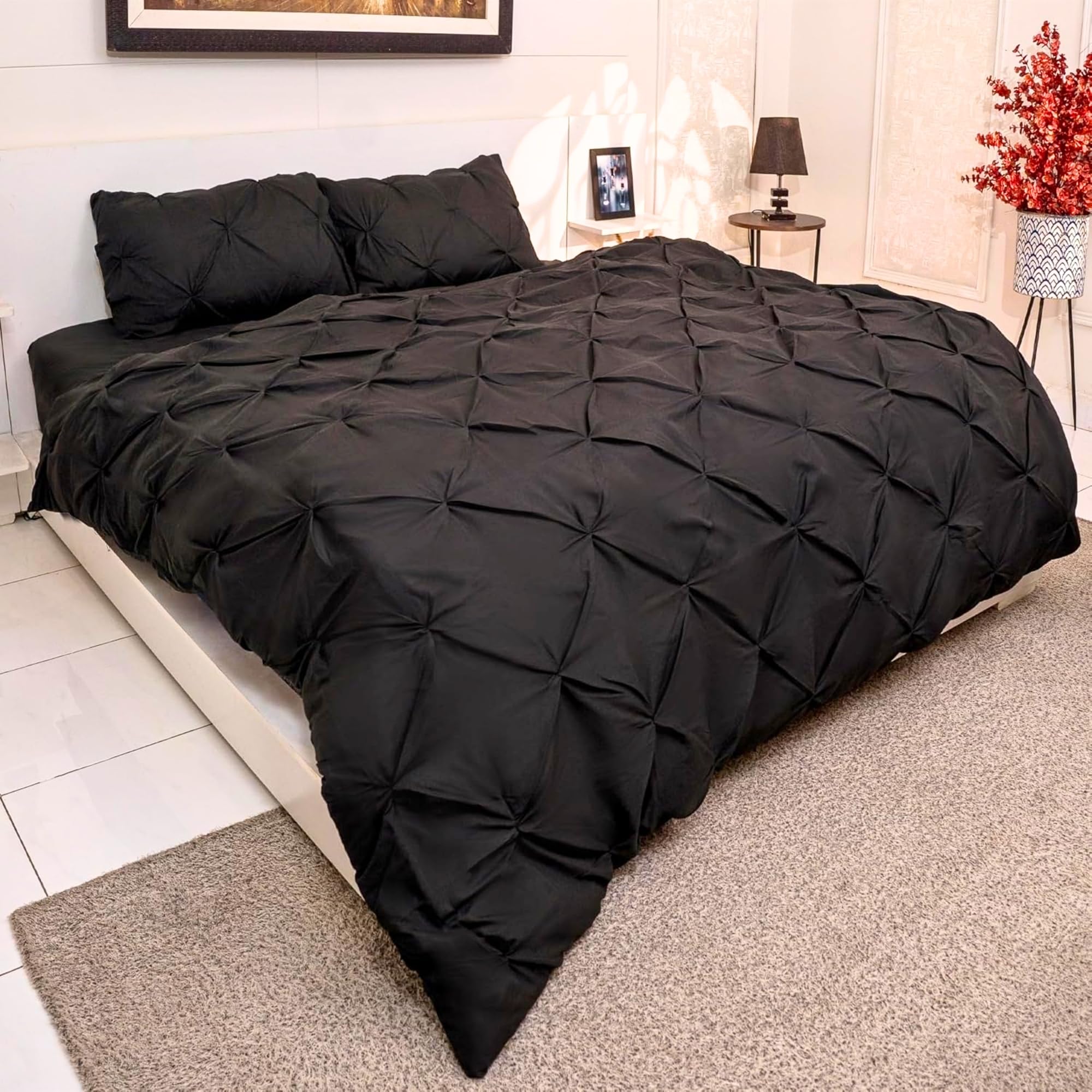 Q&H Super King Duvet Cover Set Pillow Pair Cases - Soft Polyester Microfiber Breathable & Washable Comforter Sets - Ultra Soft Comfy Quilt Cover Pintuck Design (Black, Super King 260x220cm)