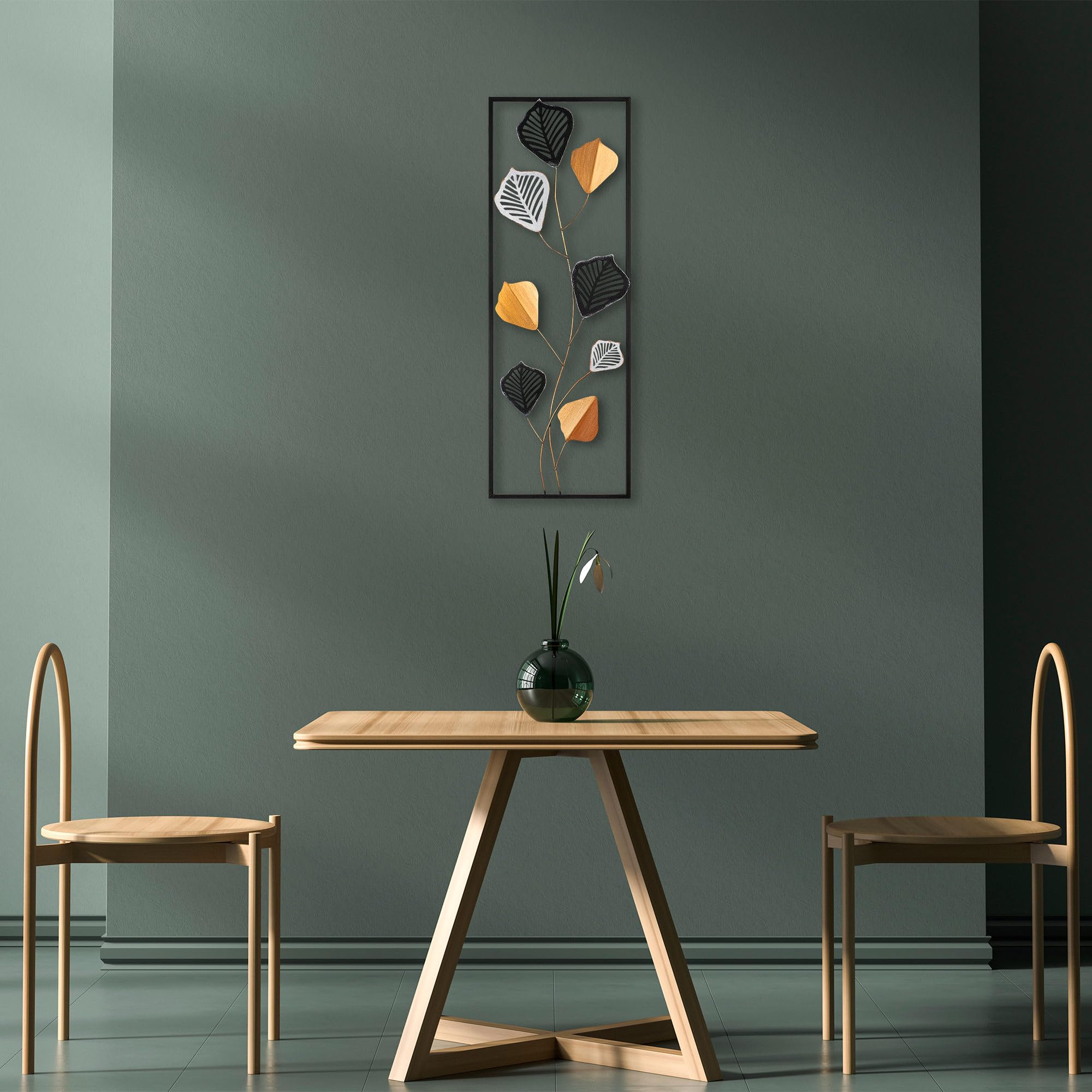 Décoration d'intérieur métal pour sublimer un mur blanc vide
