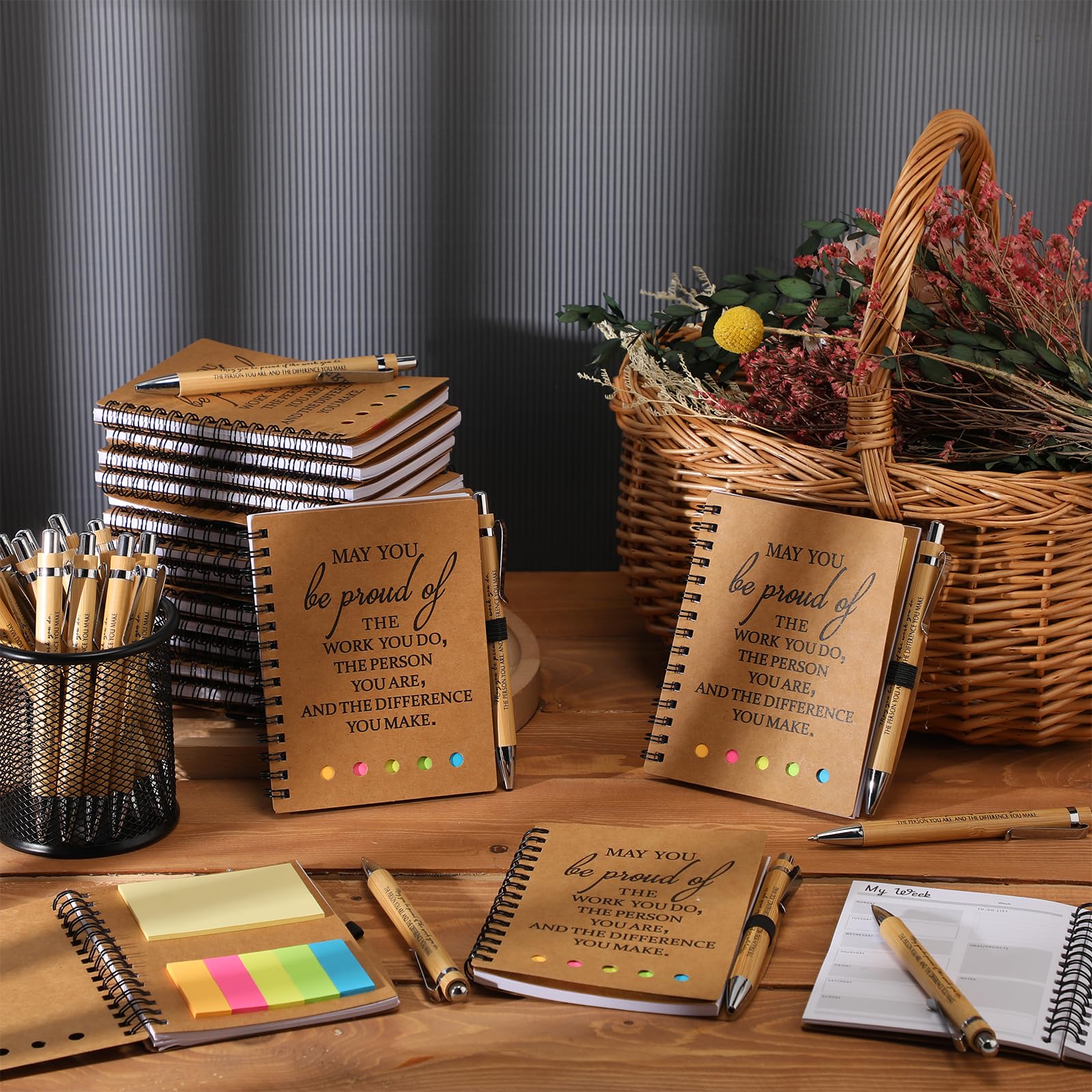 Moinchore Taccuino di apprezzamento, idea regalo per università, laurea, ringraziamento, agenda settimanale a spirale, con penne in bambù, per studenti, insegnanti, infermiere, volontari, dipendenti