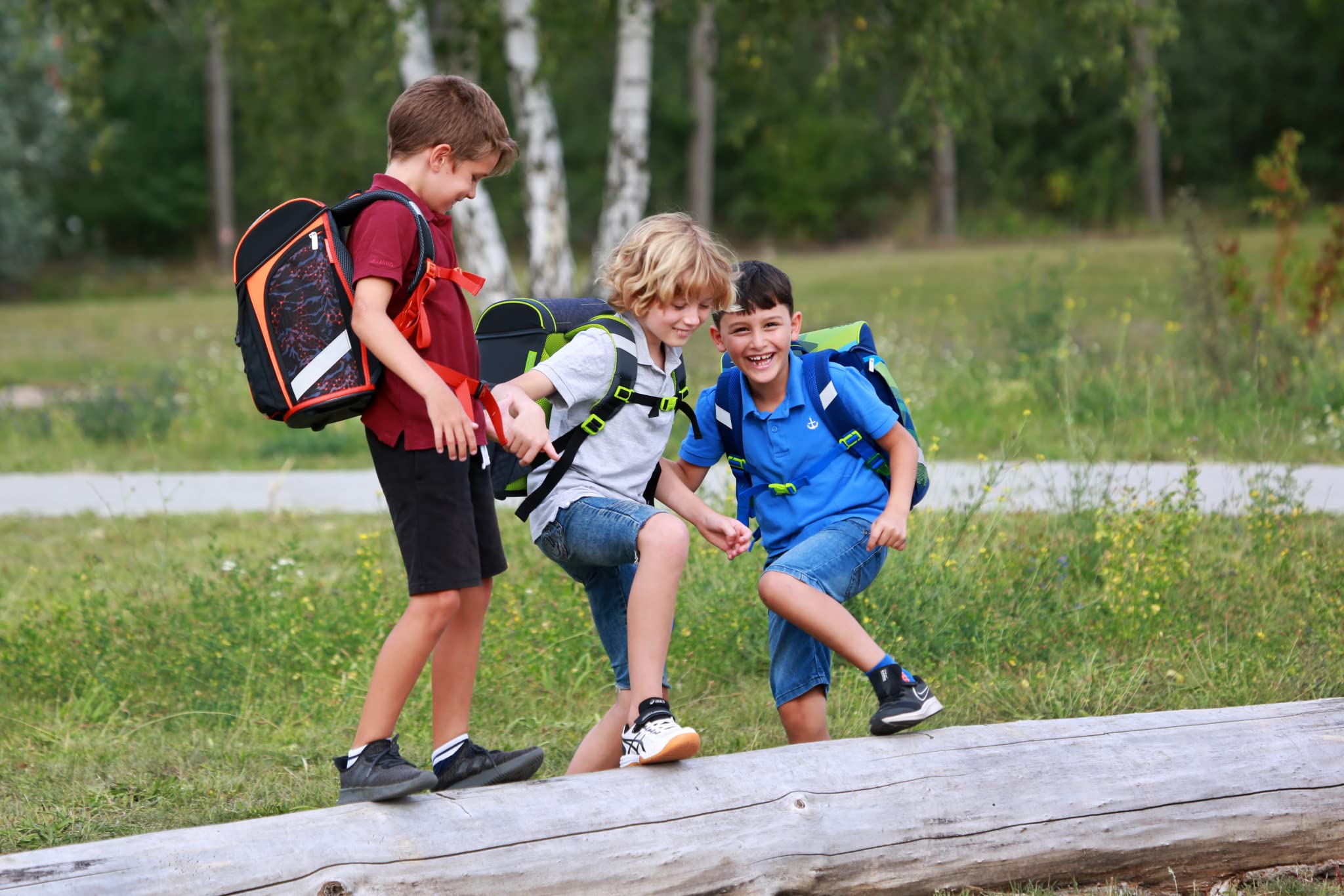 Herlitz Plecak szkolny Loop Młodzieżowy Tornister Torba na plecy | Pojemność 16L | Męski Damski Unisex Sportowy | Dla Ucznia Studenta Na co dzień | Pojemny Wytrzymały | Galaxy Games