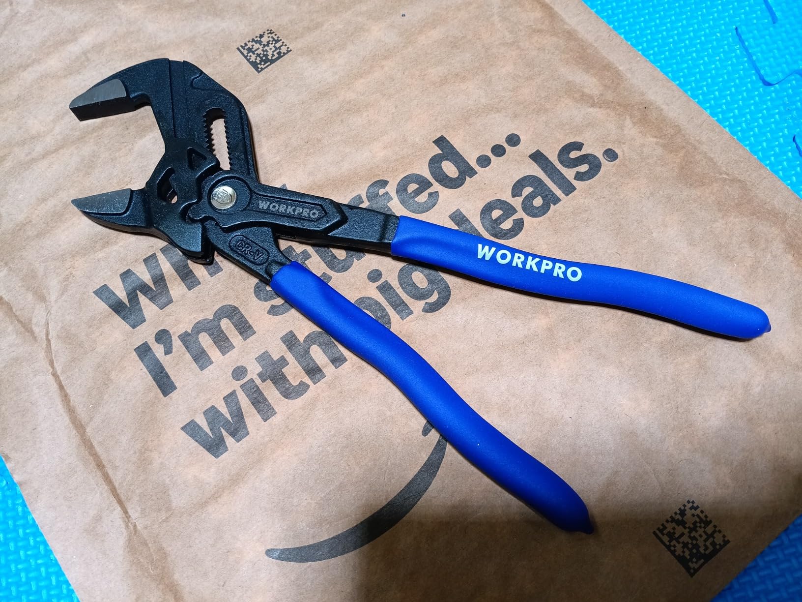 WORKPRO Pliers Wrench Set, 7 & 10-Inch CR-V Construction Wrench Pliers, Adjustable Parallel Smooth Jaw Pliers, Black Finish, Groove Lock Mechanism photo review