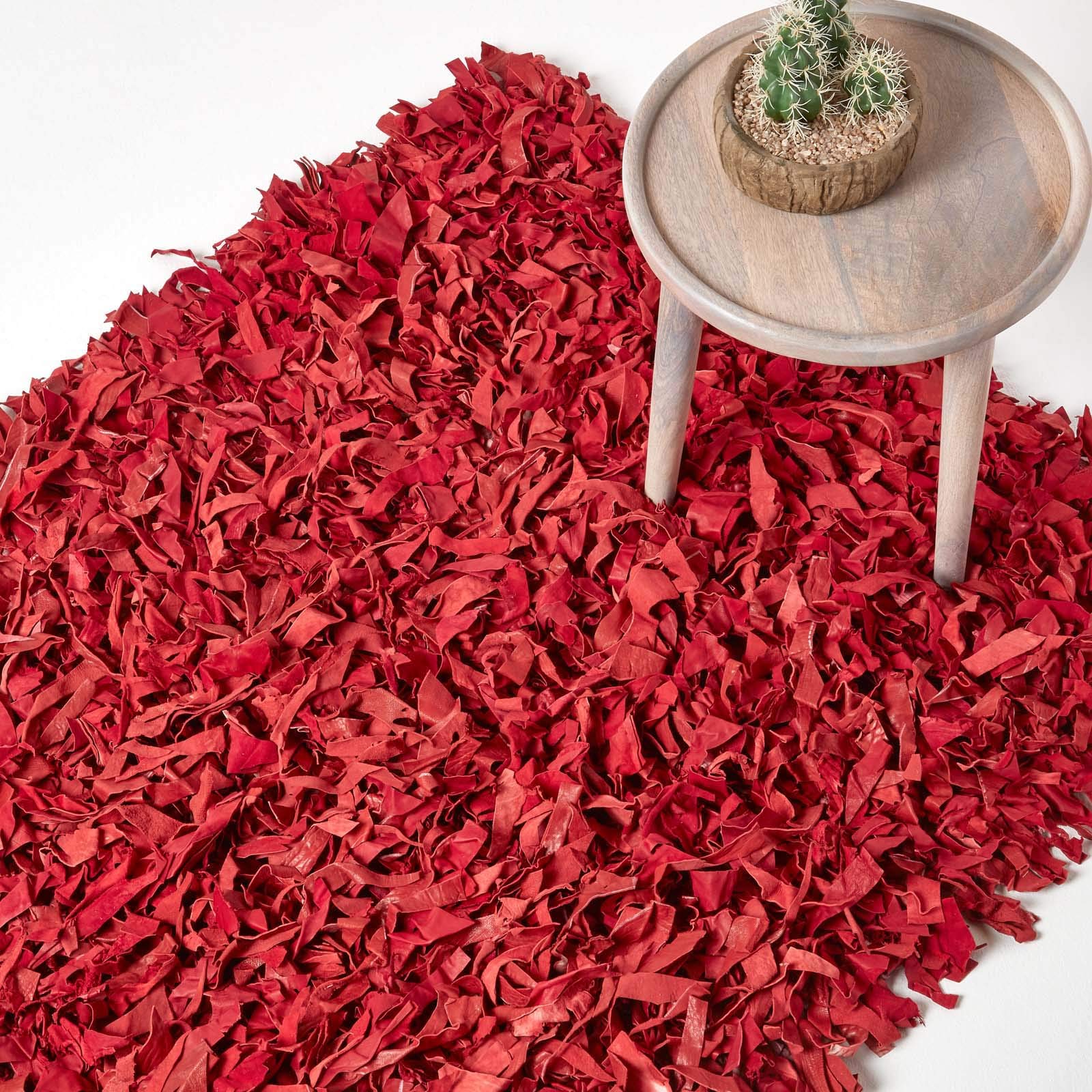 Tapis en cuir rouge Dallas Homescapes d'exception en peau véritable