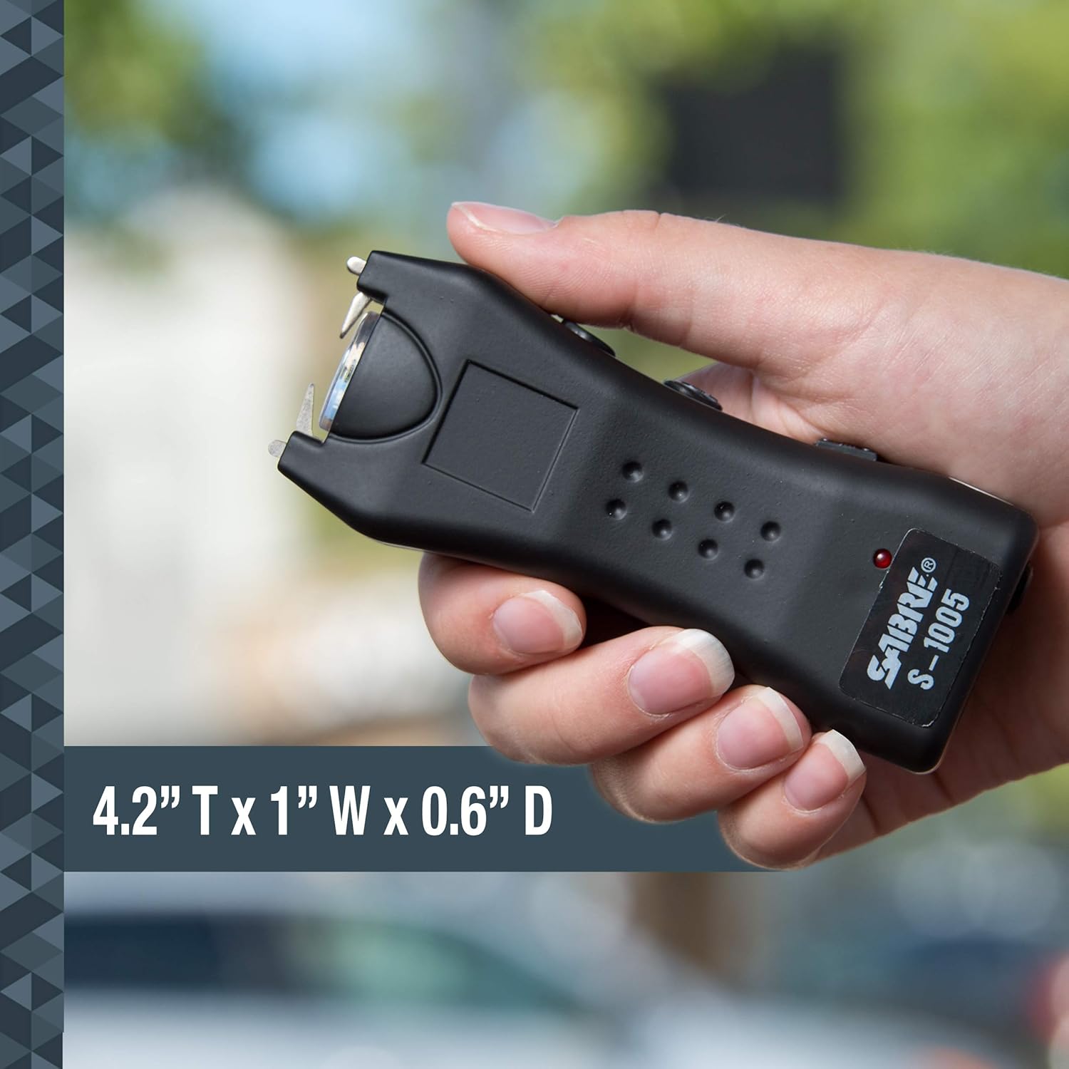 SABRE Pistola de aturdimiento 2 en 1 linterna y funda para cinturón emite 160 potentes SABRE Pistola de aturdimiento 2 en 1 linterna y funda para cinturón emite 160 potentes