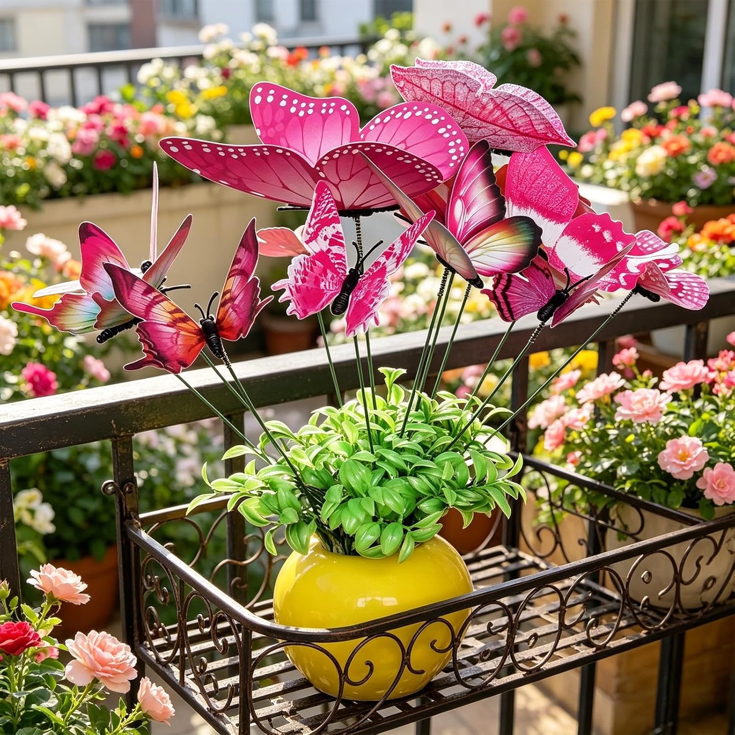 12/24 Pcs Decorative Garden Stakes Plastic Butterfly Kit for Porch Patio Pot Decor Flying Butterflies Stakes for Flower Bouquet Arrangements Flower Bed Crafts Outdoor Wall Home Decorations