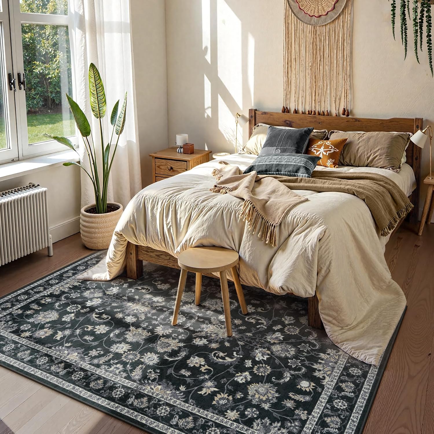 Lukinbox Black 5x7 Floral Area Rugs, Non-Slip Washable Boho Rugs for Living Room, Stain Resistant Low-Pile Accent Rug Vintage Floor Carpet for ‎Bedroom Dining Room Office