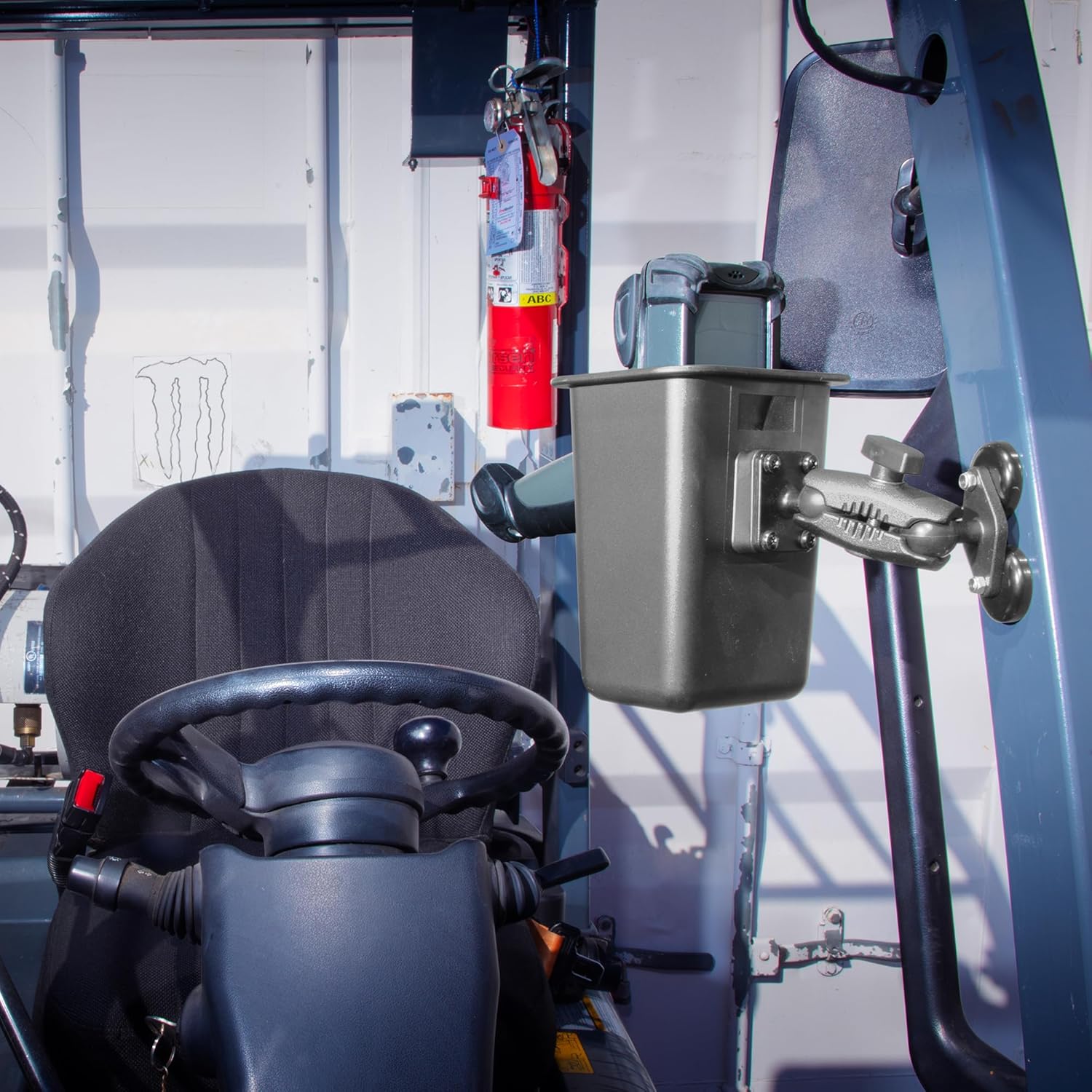 iBOLT XL Barcode Scanner triMag Low-Profile Strong Magnetic Mount- Great for Warehouse Vehicles, Inventory Management & Material Handling