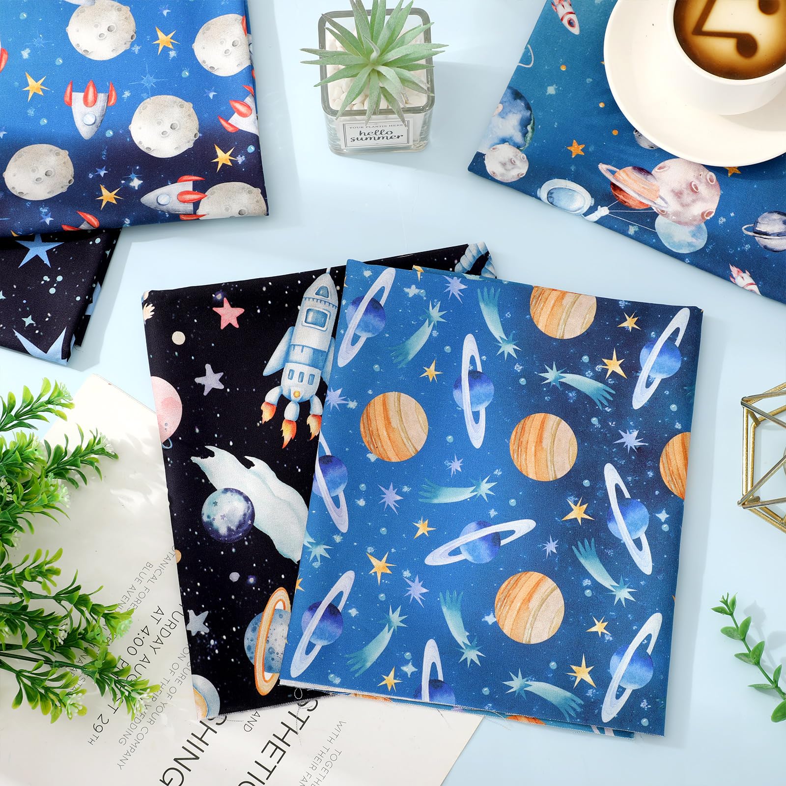 FYSUIMU 10 Stück Weltraum-Baumwollstoffbündel Astronaut Rakete Sterne Fat Quarters Galaxy Quilten Patchwork für DIY Nähen Handwerk Dekor, 45,7 x 55,9 cm