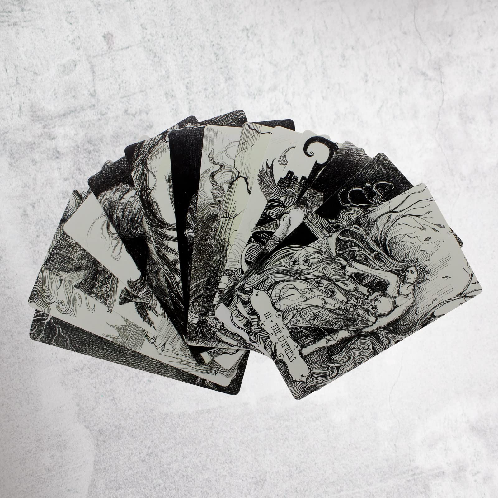 トランプ Abyss Tarot White & Black トランプ Abyss Tarot White & Black トランプ Abyss Tarot