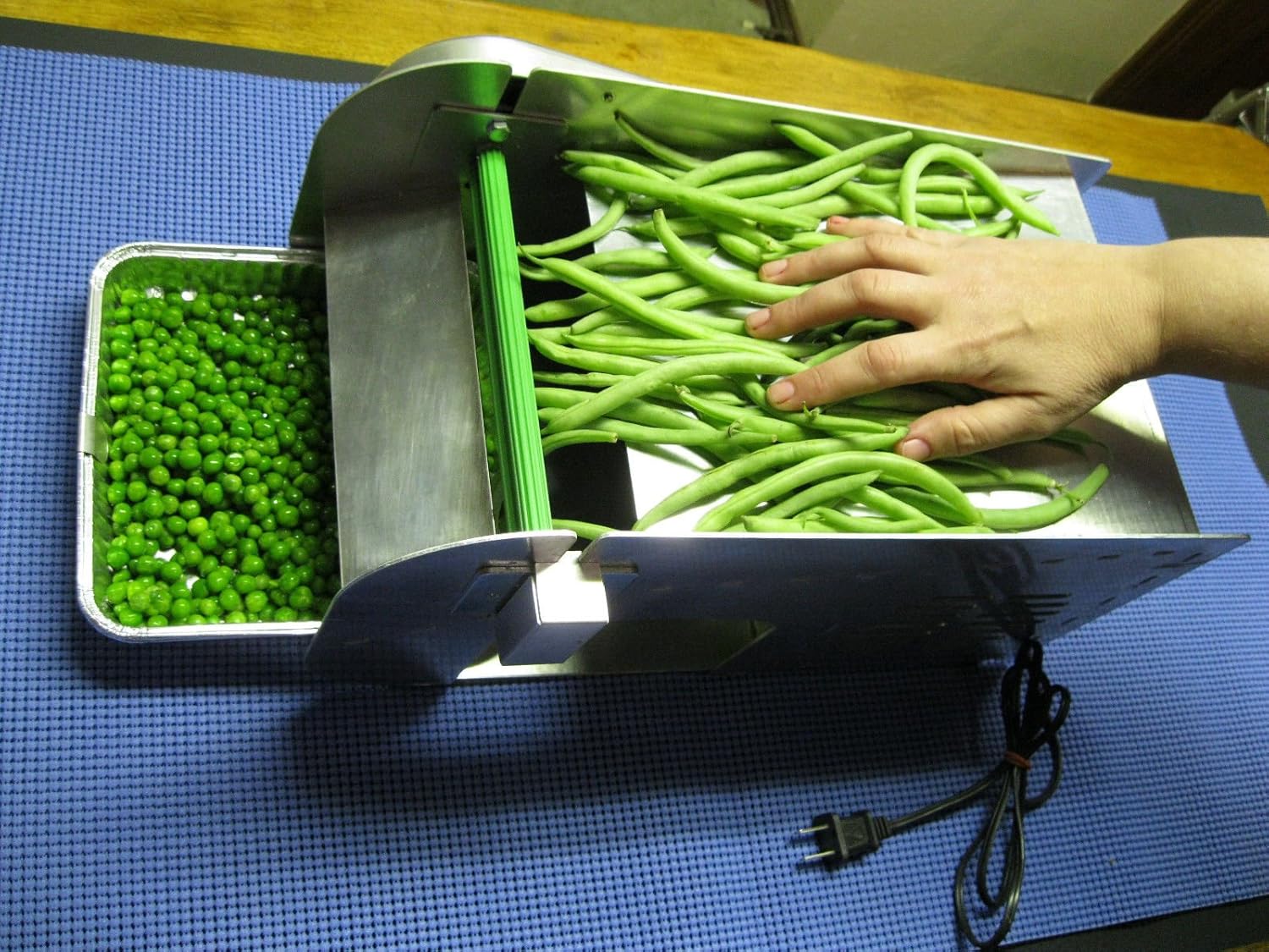 Mr. Pea Sheller - Image 3
