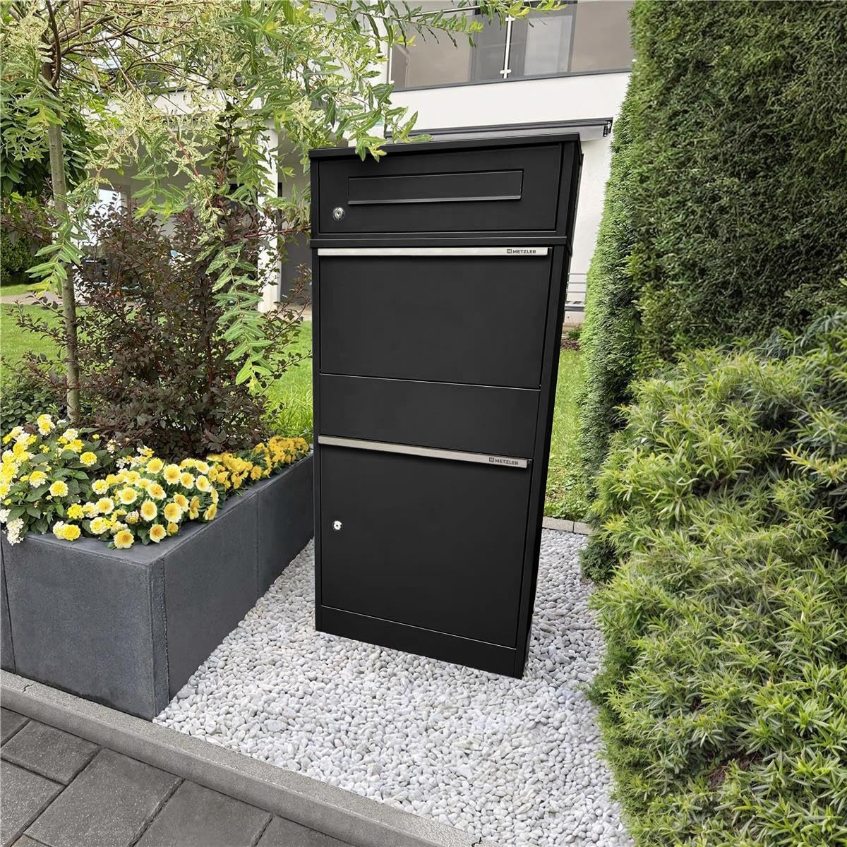 Metzler Paketbox mit 1 Briefkasten – XXL Einzel-Briefkasten mit Paketfach, rostfrei und wetterfest – großer Outdoor Paketbriefkasten für Pakete bis Größe M – Schwarz – Modell Bispo