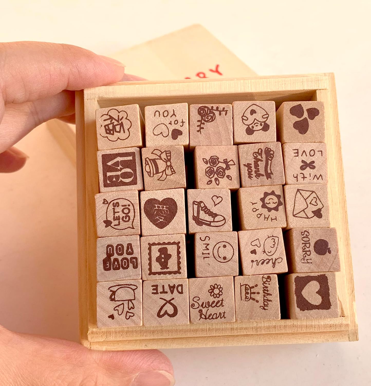 25Pcs Small Heart Shape Wooden Rubber Stamps with Box Mini Cute DIY Diary Stamps Set for Craft Decorating Scrapbooking and Wedding Invitation Cards (Red 25pcs Love)