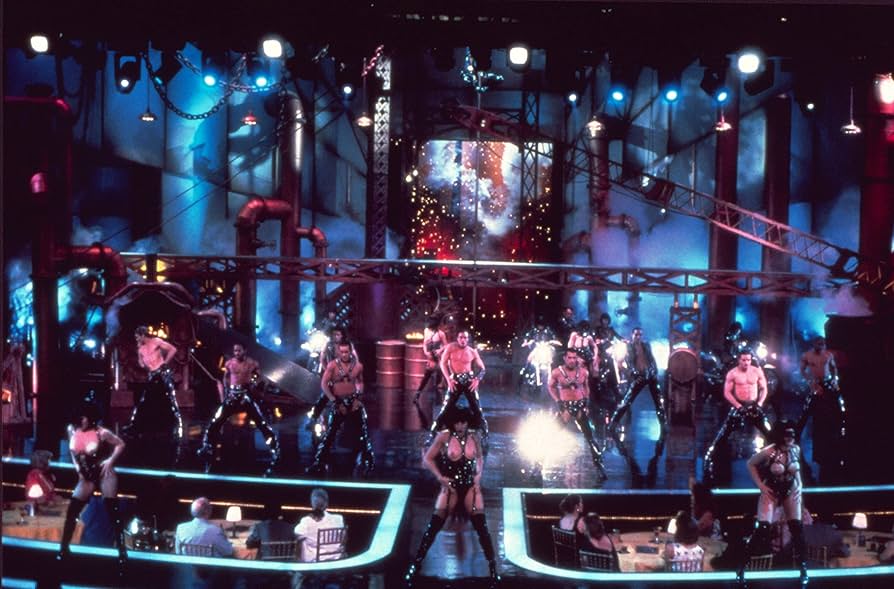 Amazon.co.jp: ショーガール : エリザベス・バークレイ, ジーナ