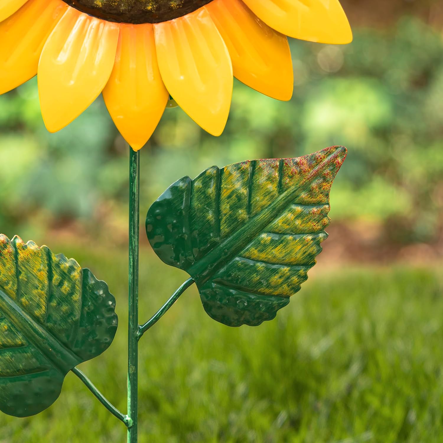Glitzhome Sunflower Garden Stake, 36 ”H Metal Lifelike Yard Sign Outdoor Ornament Welcome to the Garden Sign Brilliant Blooming Spring Yard Stake